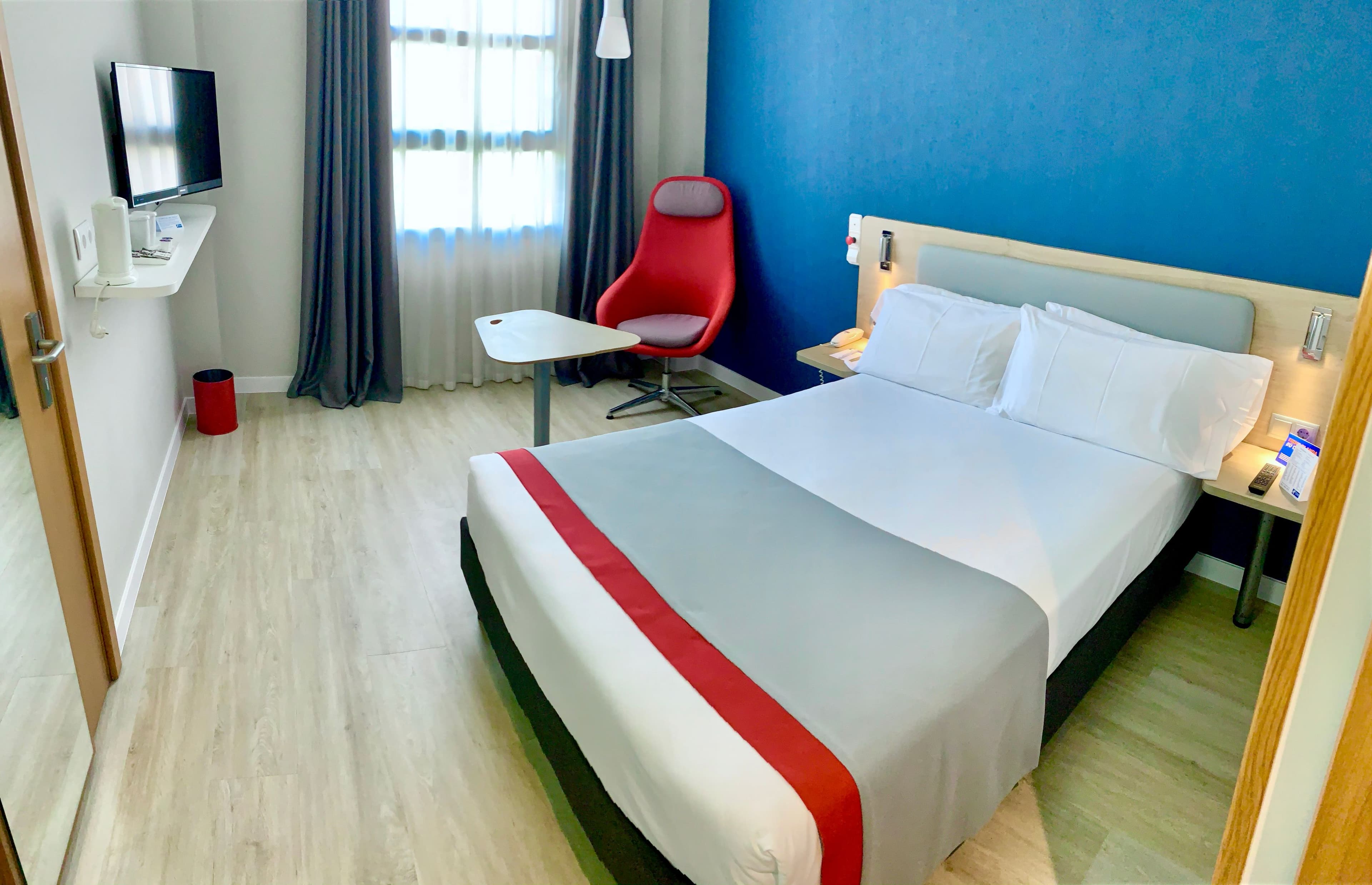 Holiday Inn Express Valencia-Ciudad las Ciencias — 6
