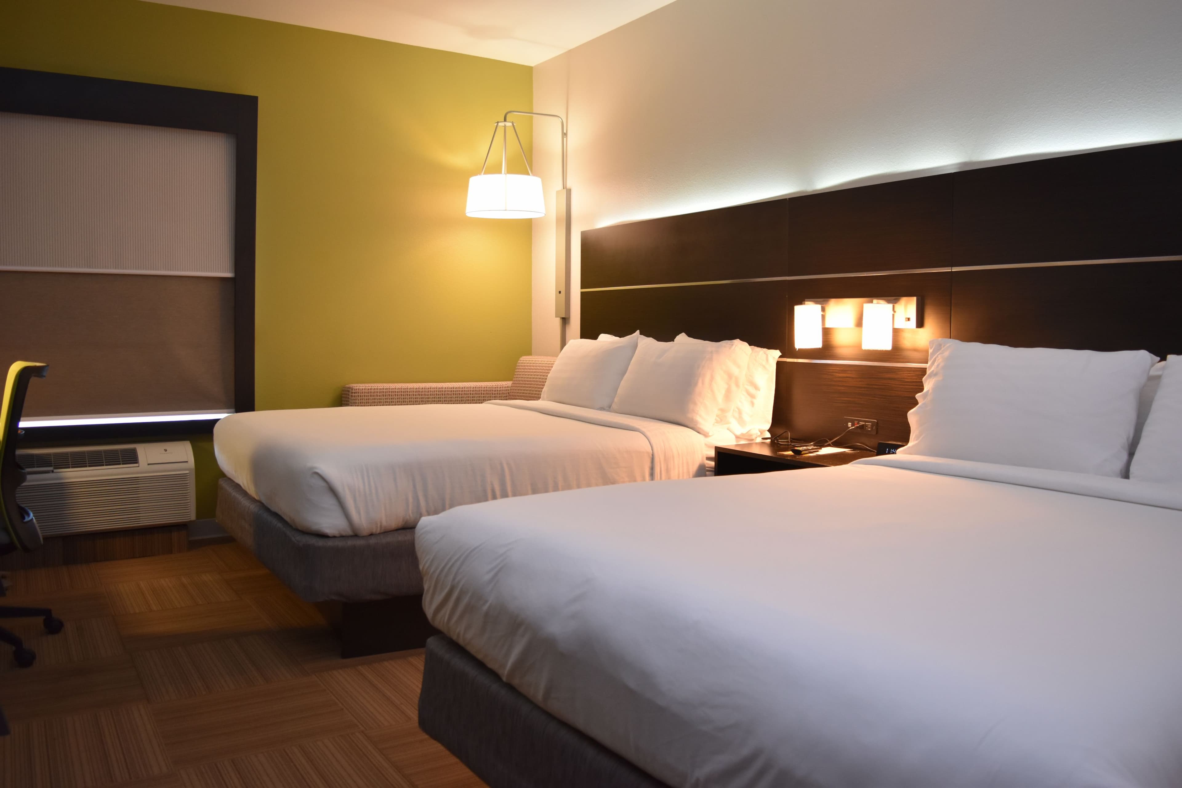 Holiday Inn Express Venice - Image 4