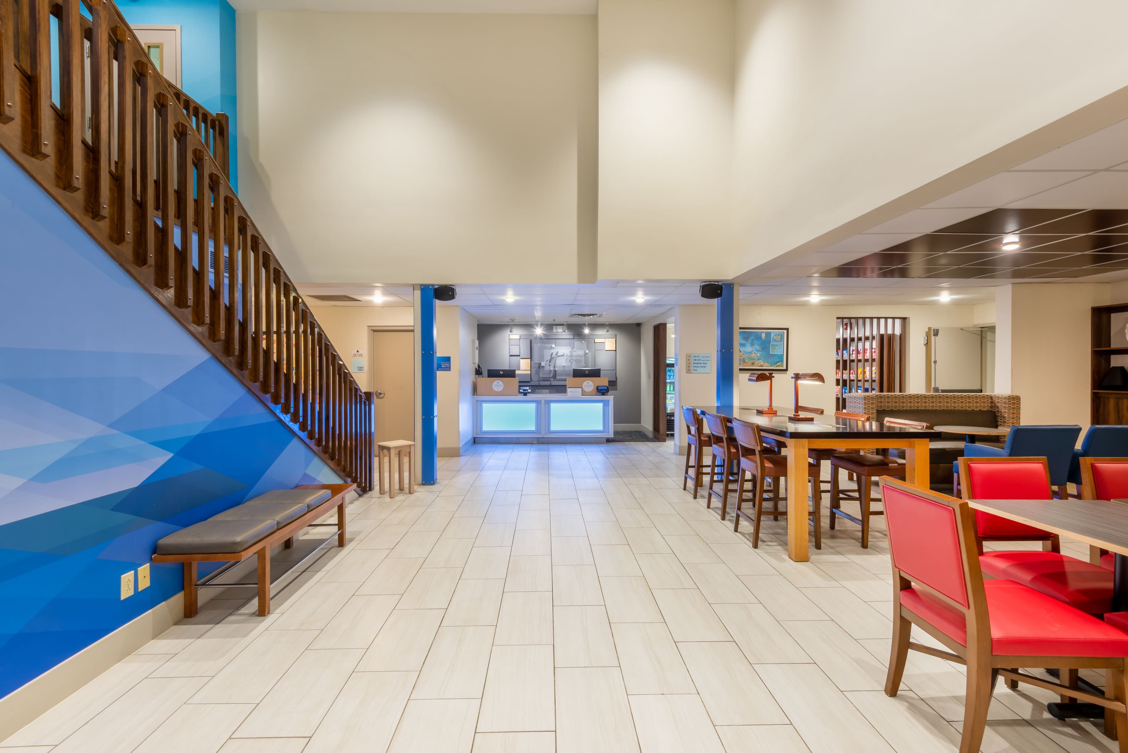 Holiday Inn Express Vermilion - Image 1