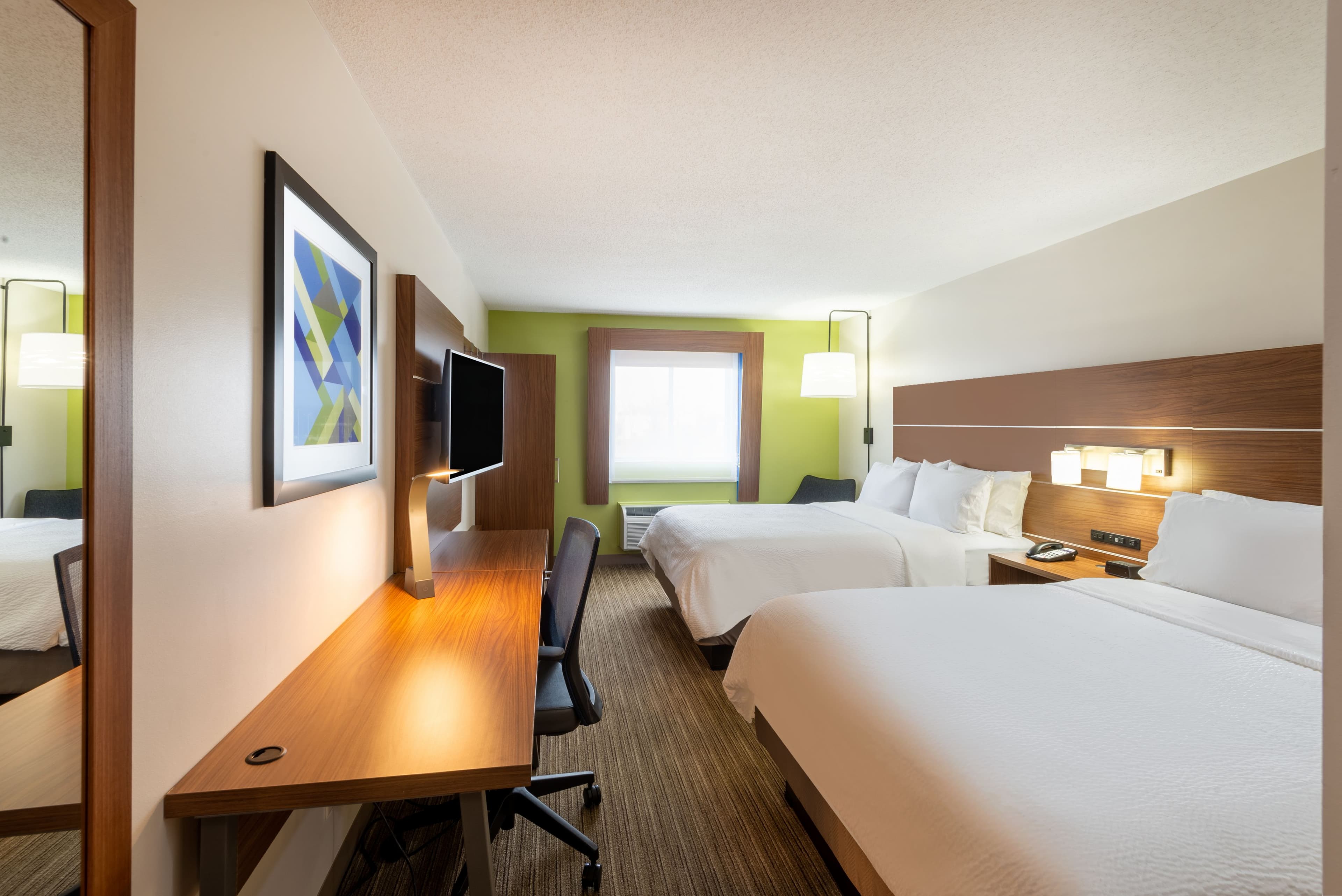 Holiday Inn Express Vermilion — 13