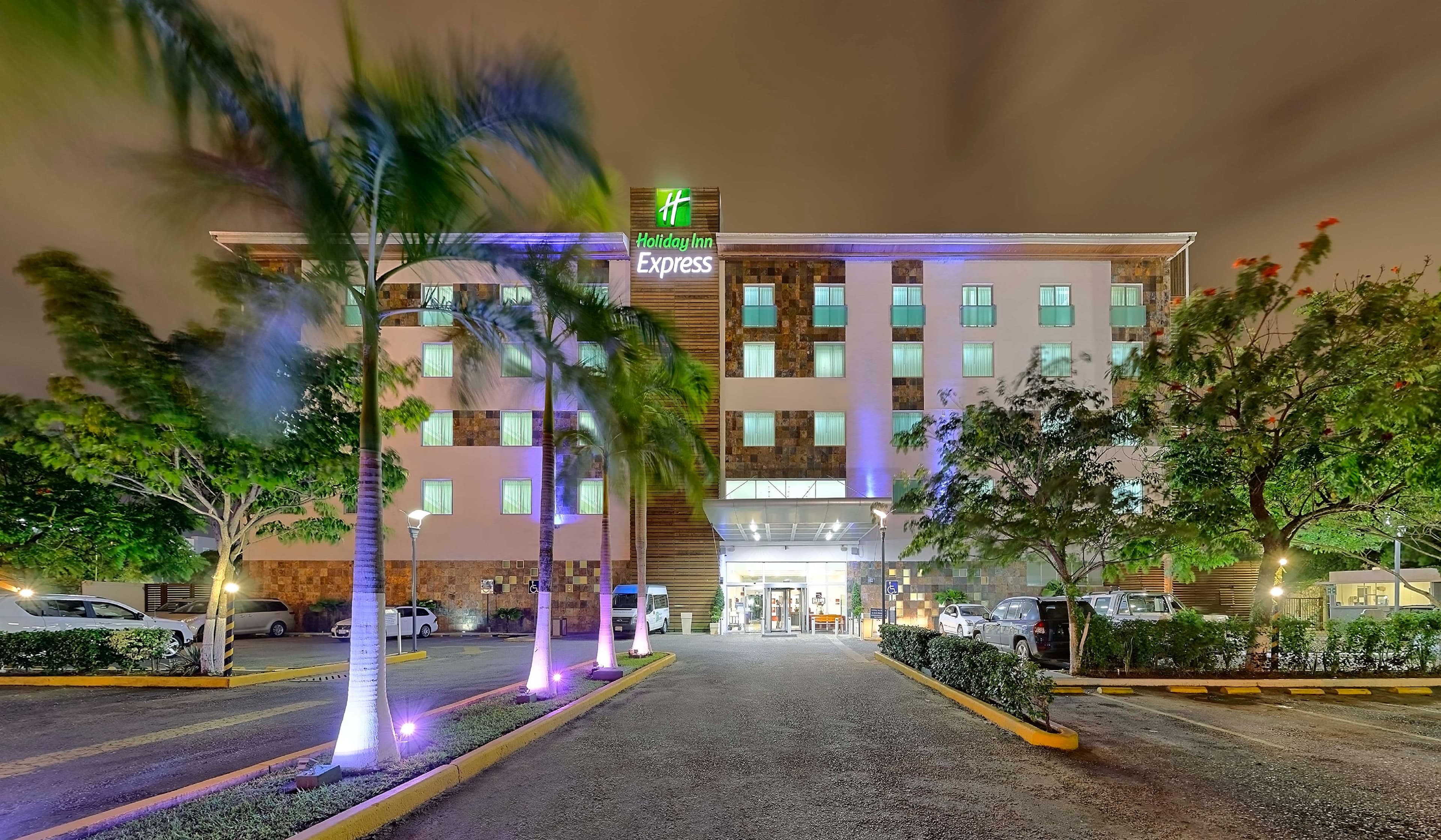 Holiday Inn Express Villahermosa Tabasco 2000 - Image 1