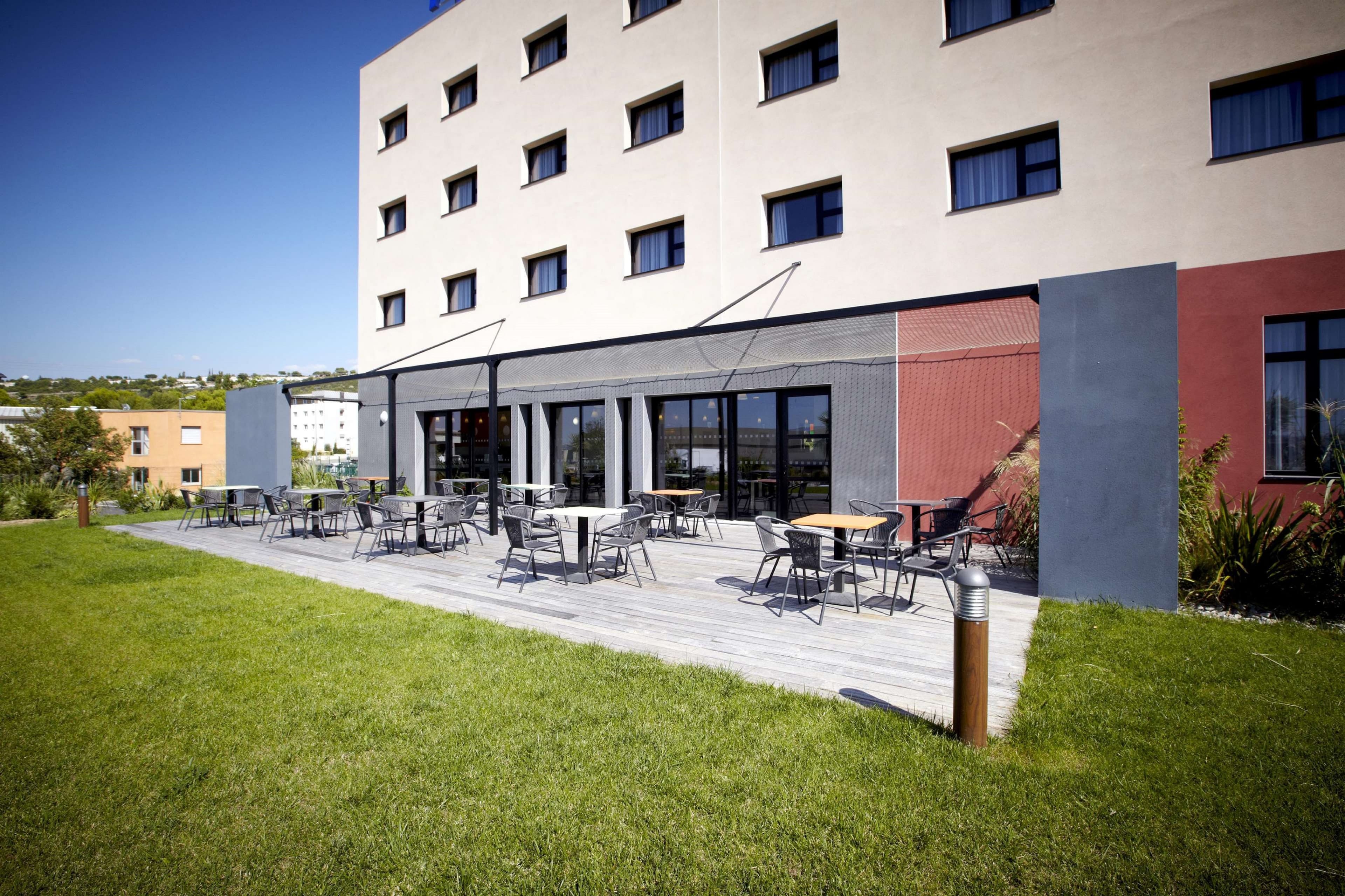 Holiday Inn Express Marseille Airport - Image 1