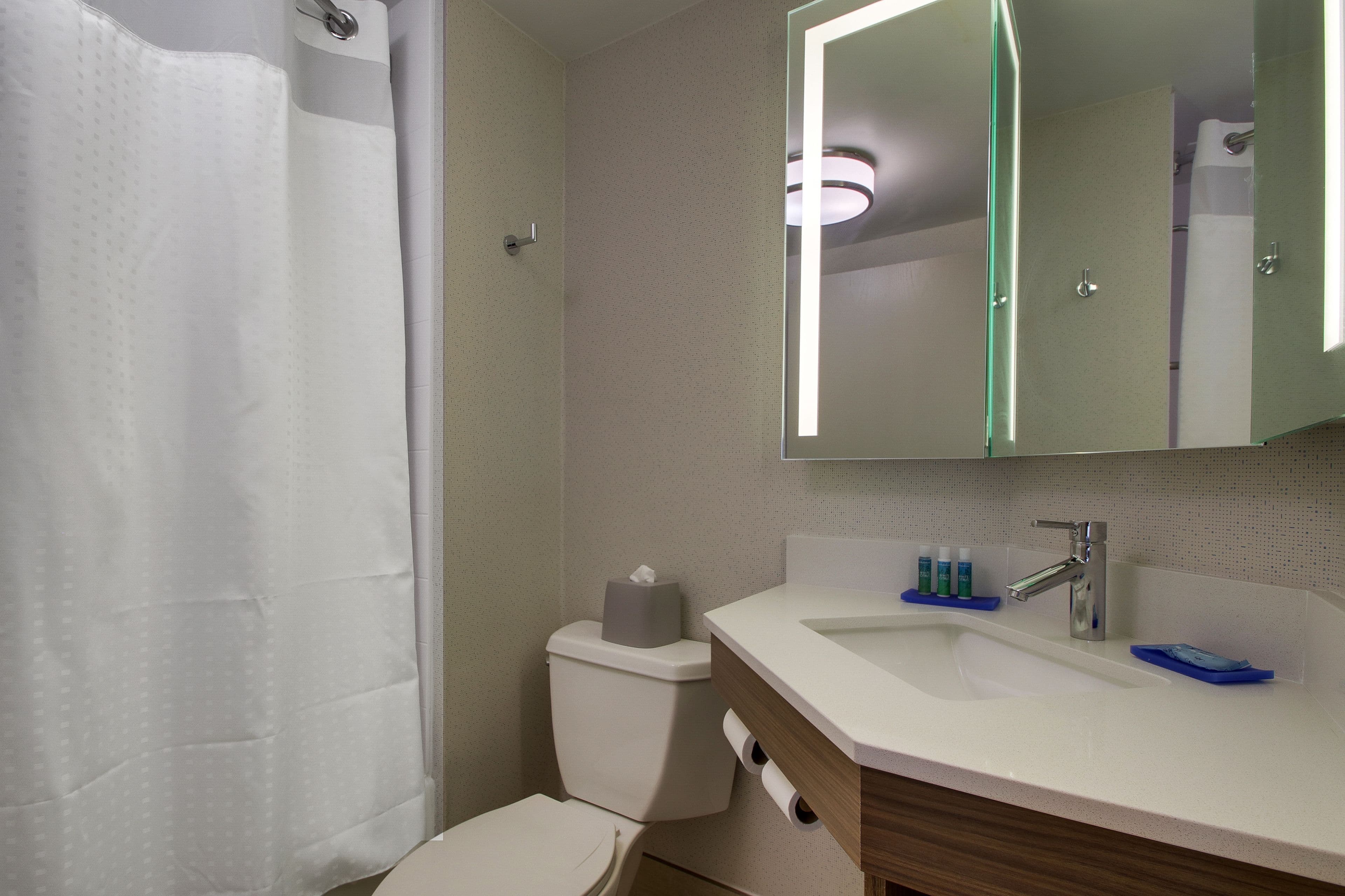 Holiday Inn Express Voorhees - Mt. Laurel — 10