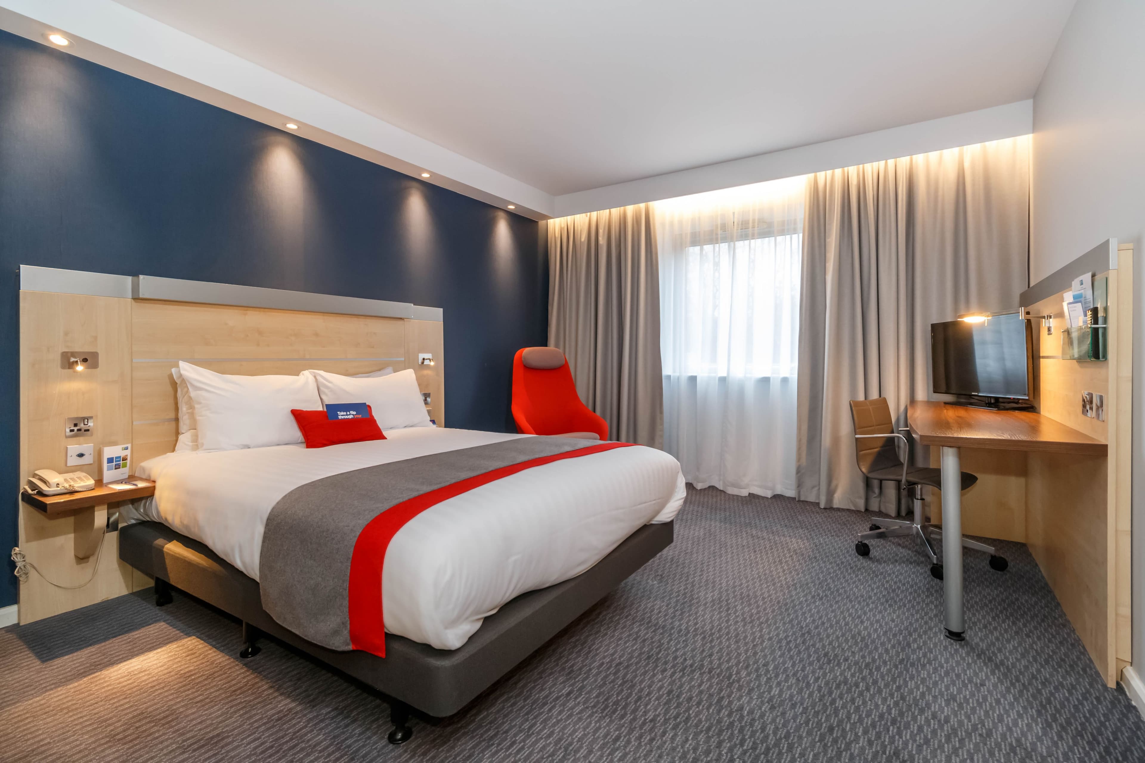 Holiday Inn Express Birmingham - Walsall - Image 3