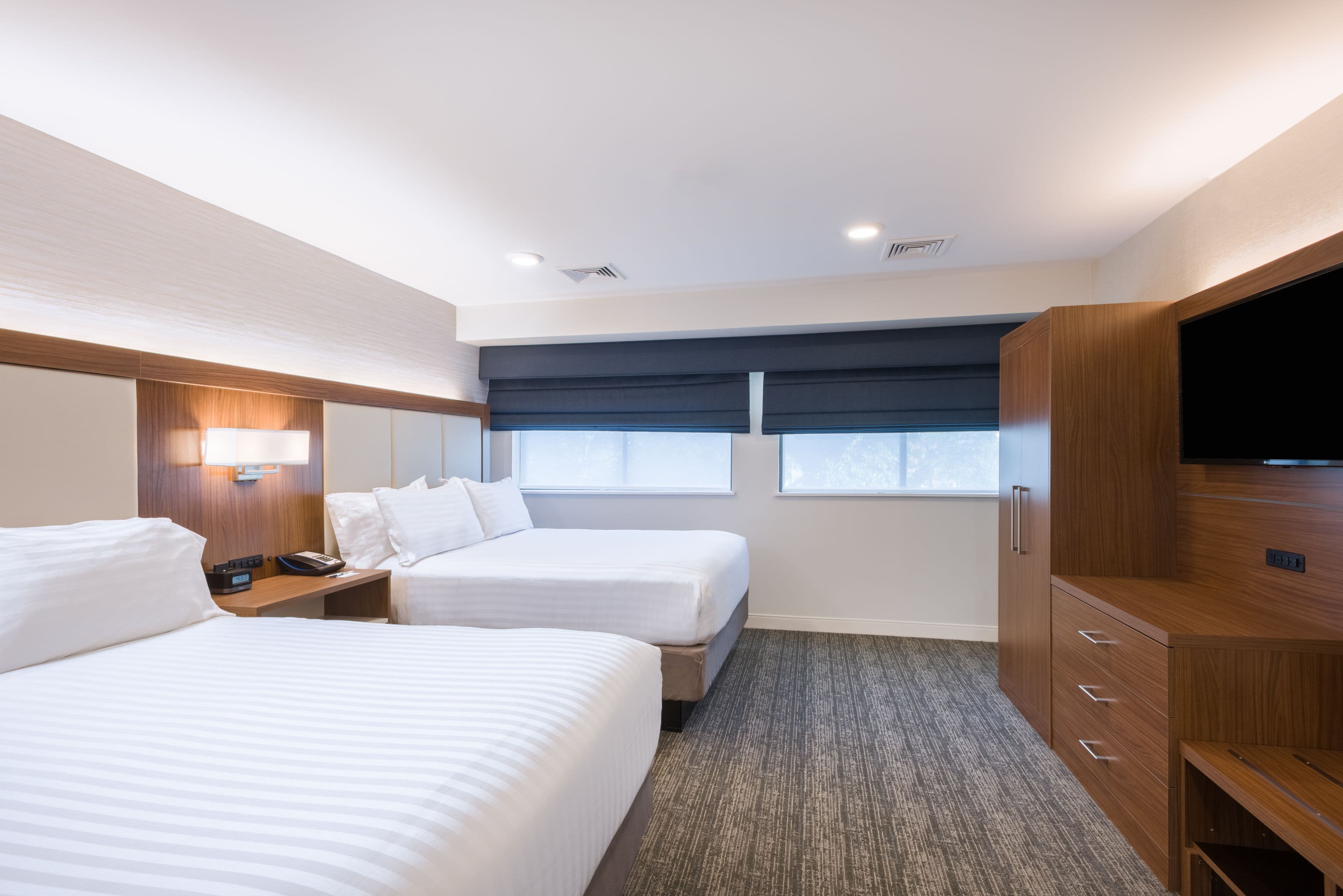 Holiday Inn Express Boston-Waltham — 24