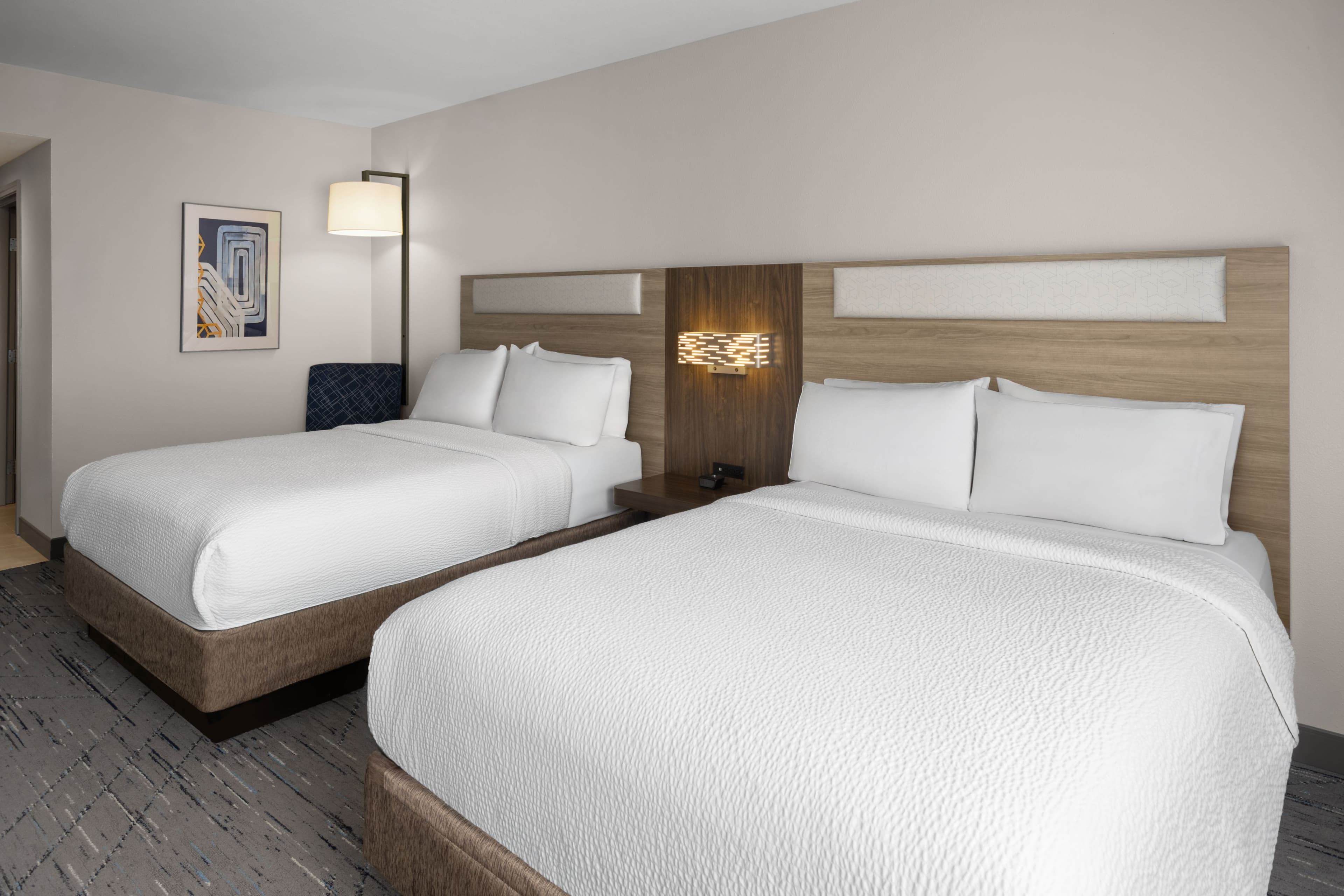 Holiday Inn Express Syracuse-Fairgrounds — 25