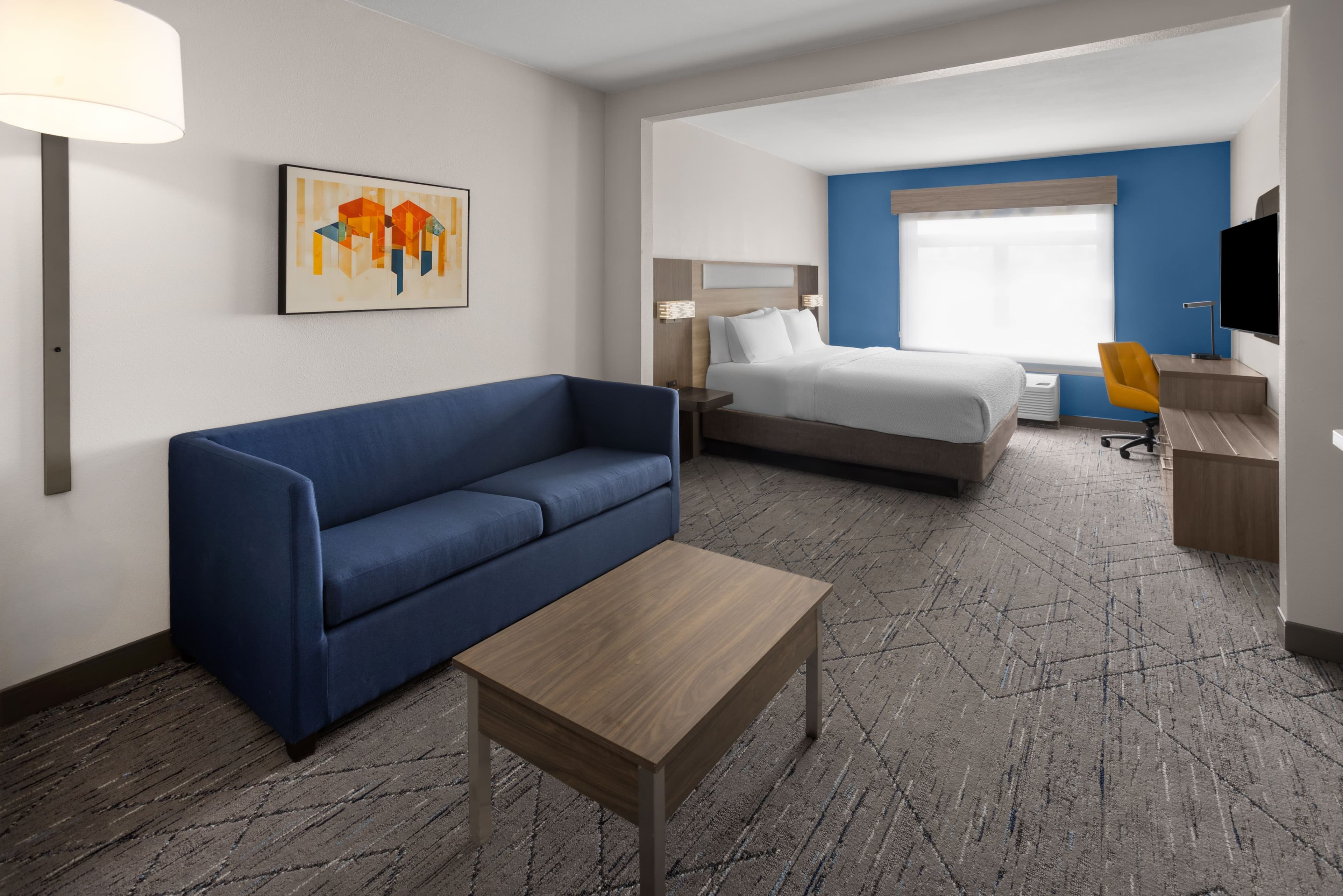 Holiday Inn Express Syracuse-Fairgrounds — 16