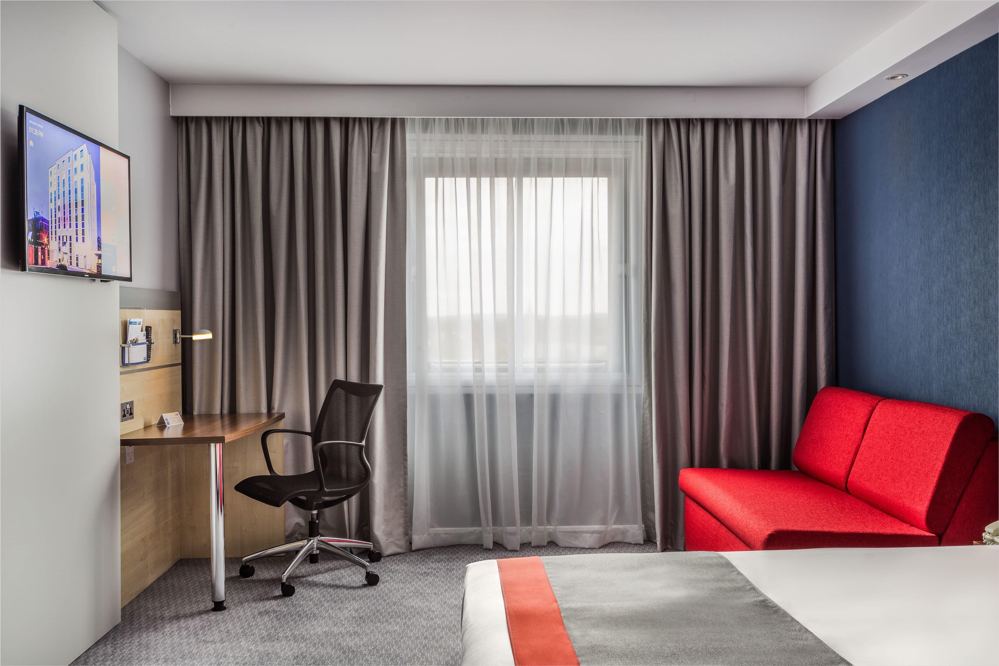 Holiday Inn Express London - Watford Junction — 16
