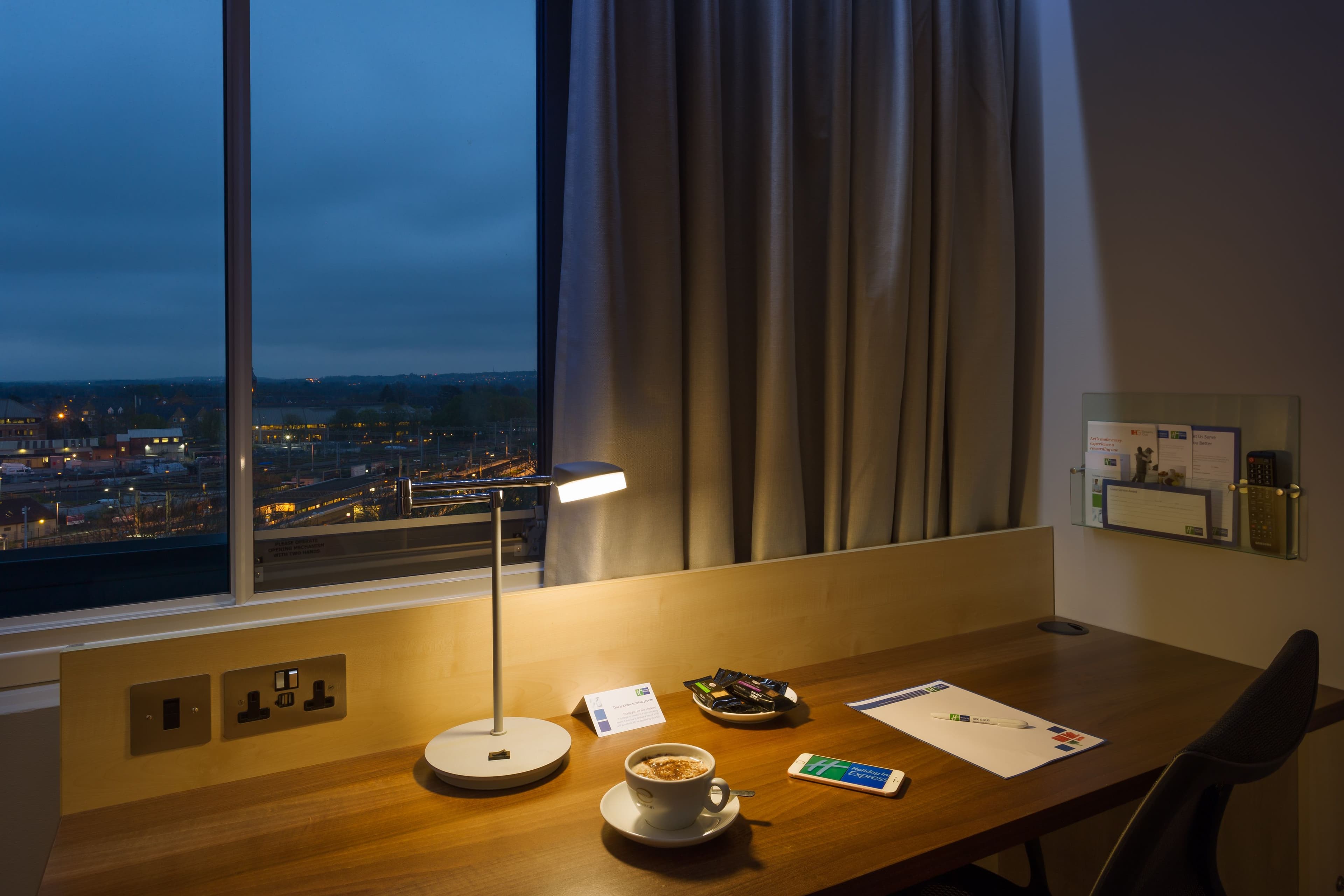 Holiday Inn Express London - Watford Junction — 10