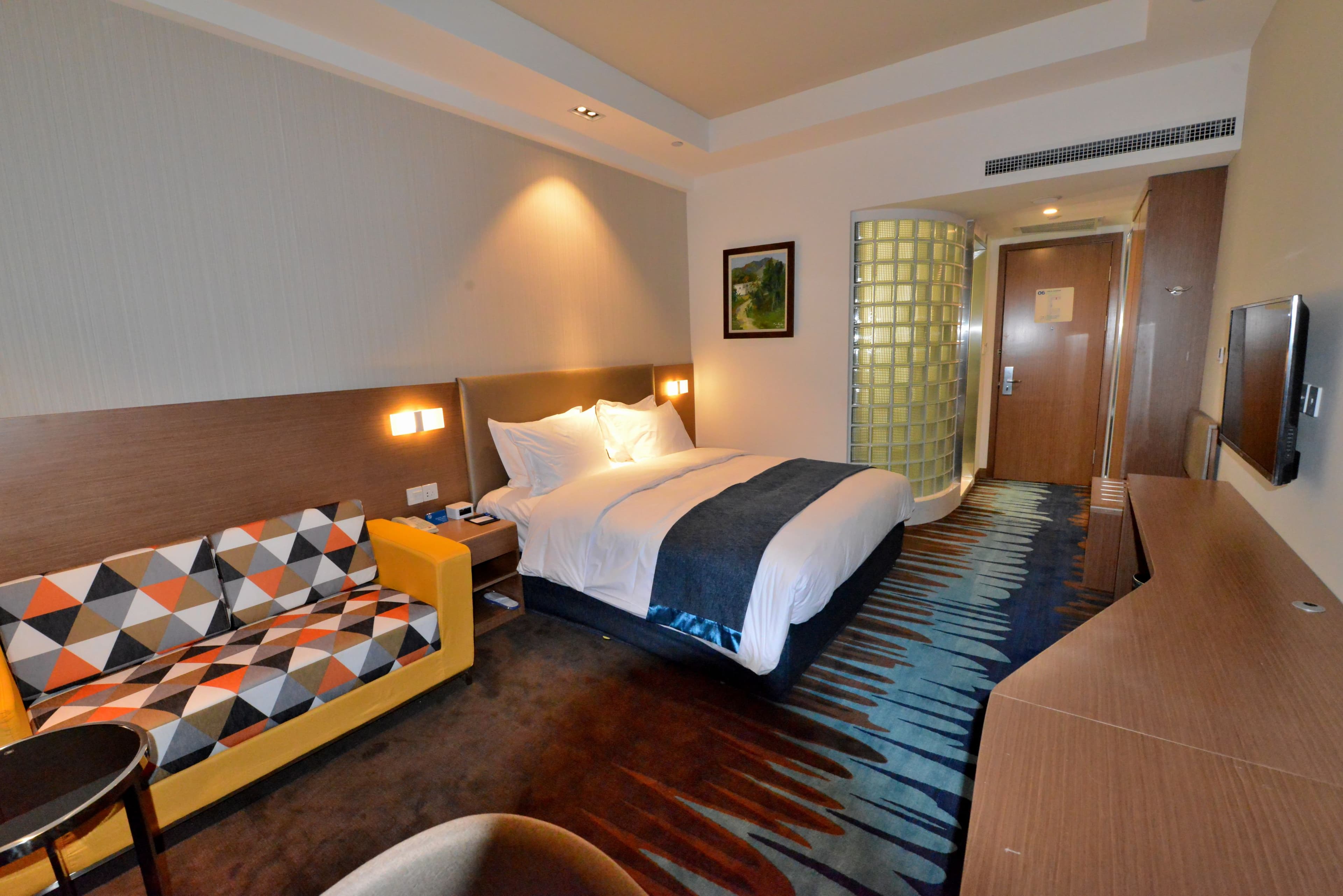 Holiday Inn Express Weihai Economic Zone - Image 2