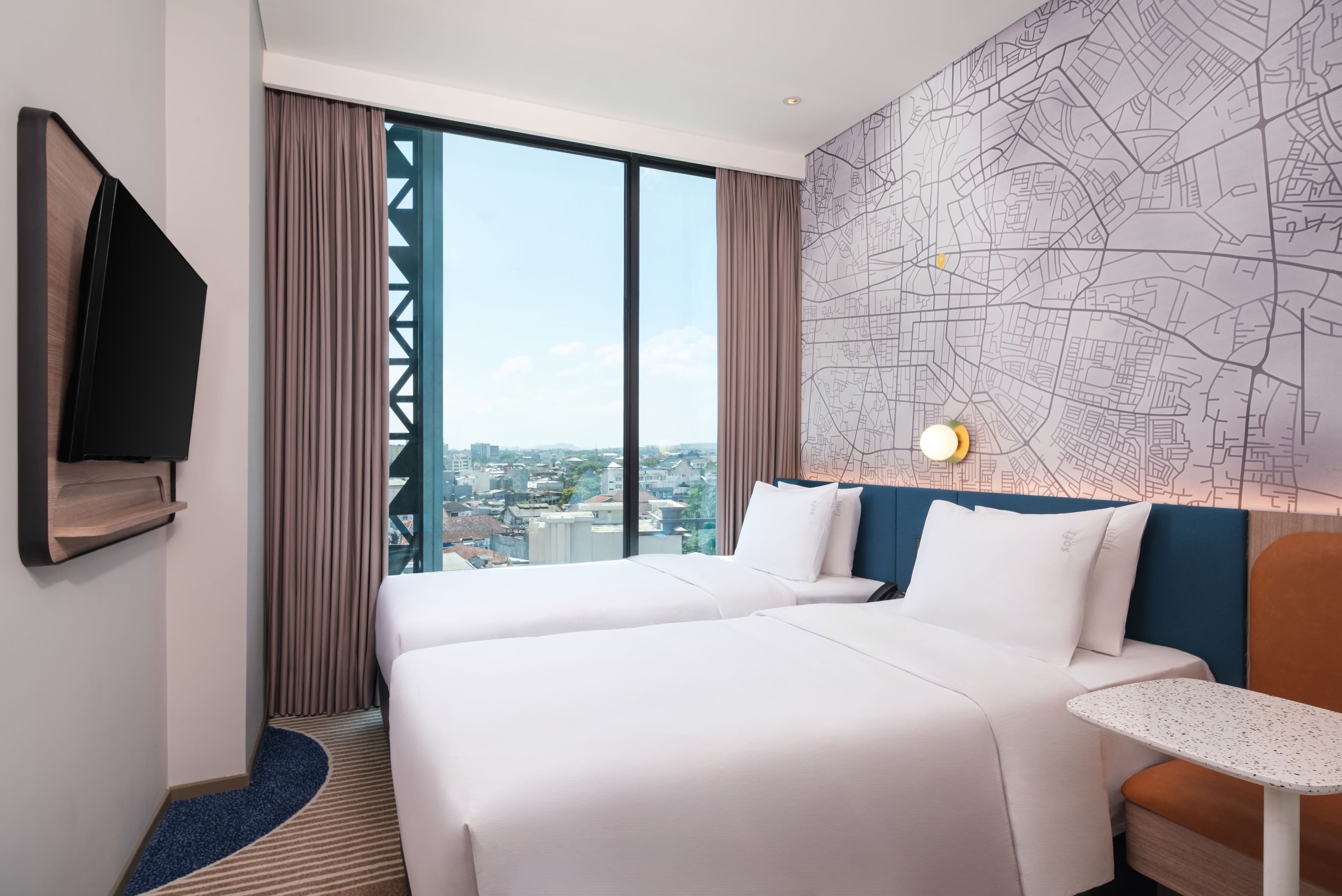 Holiday Inn Express Bandung Braga — 11