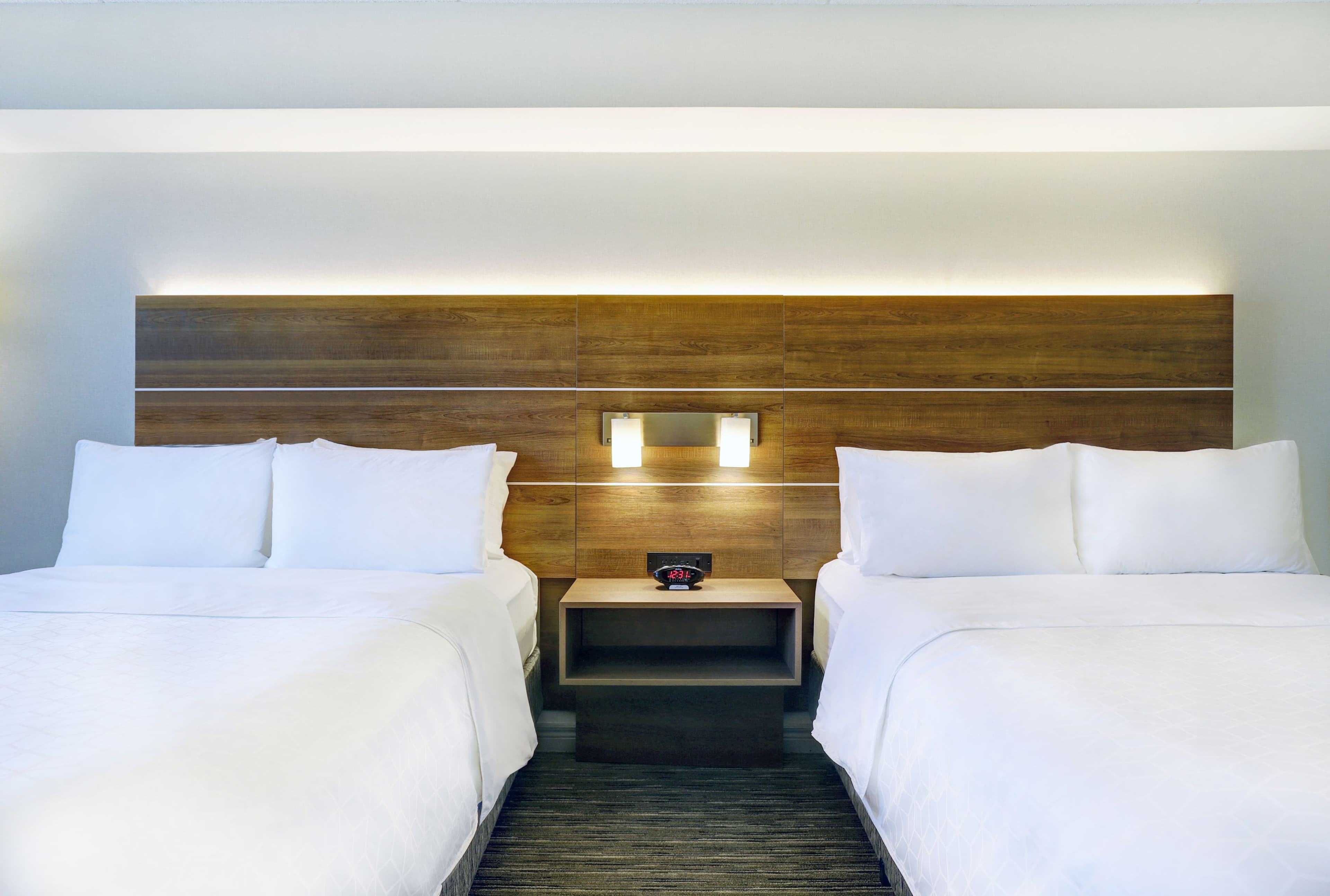 Holiday Inn Express Whitby Oshawa — 15