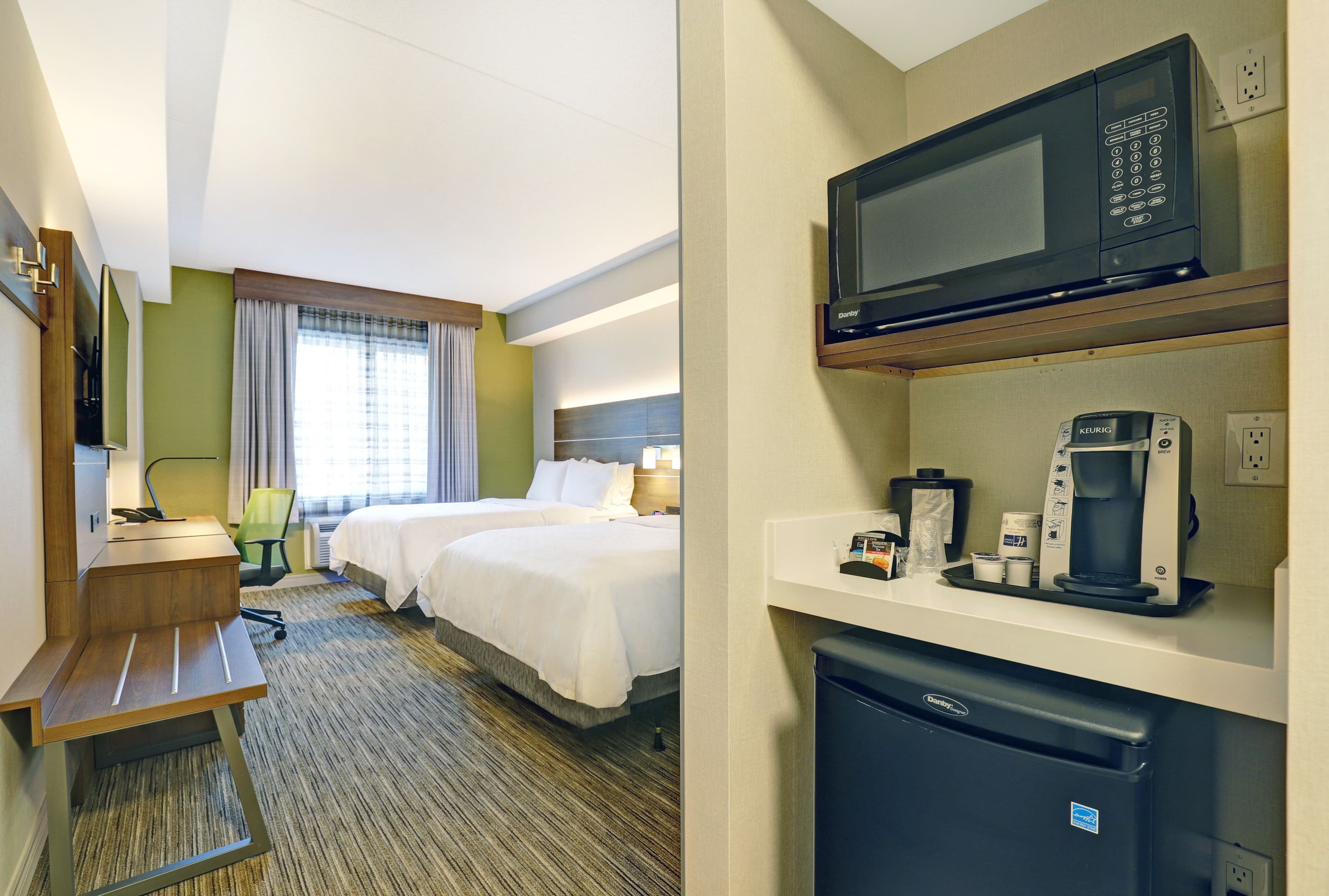 Holiday Inn Express Whitby Oshawa — 19