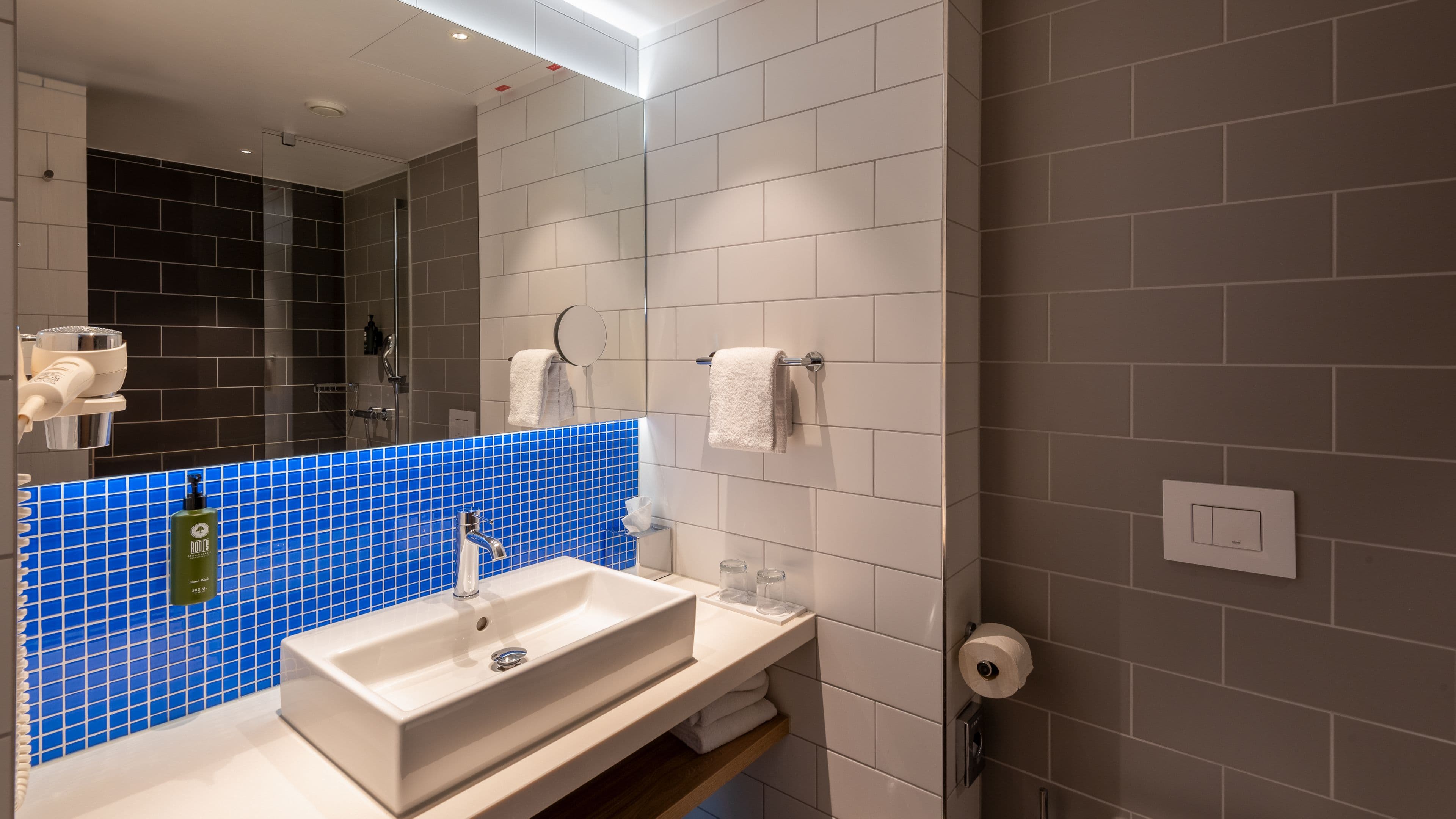 Standard Room - Image 6