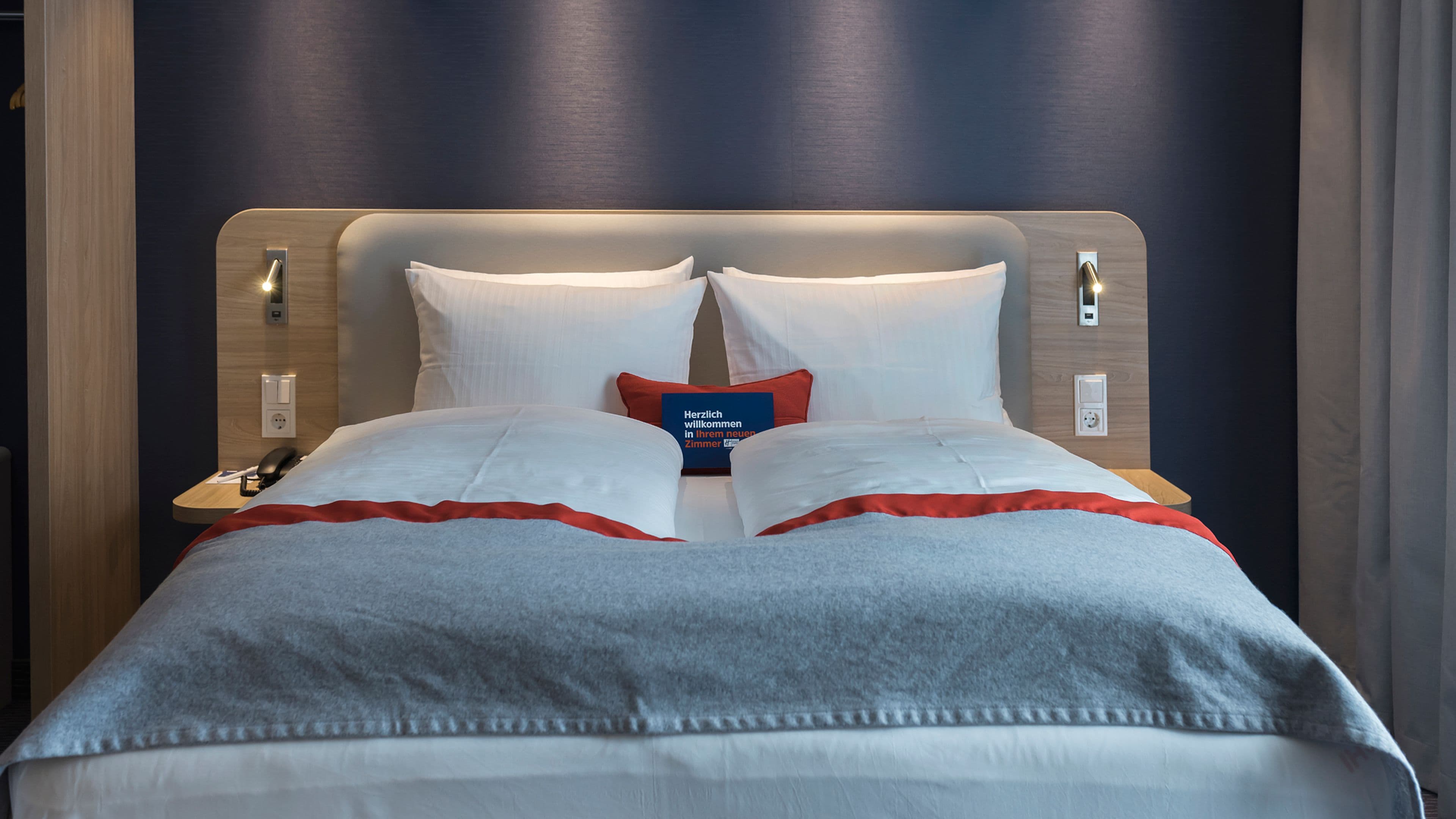 Holiday Inn Express Wiesbaden - Image 3