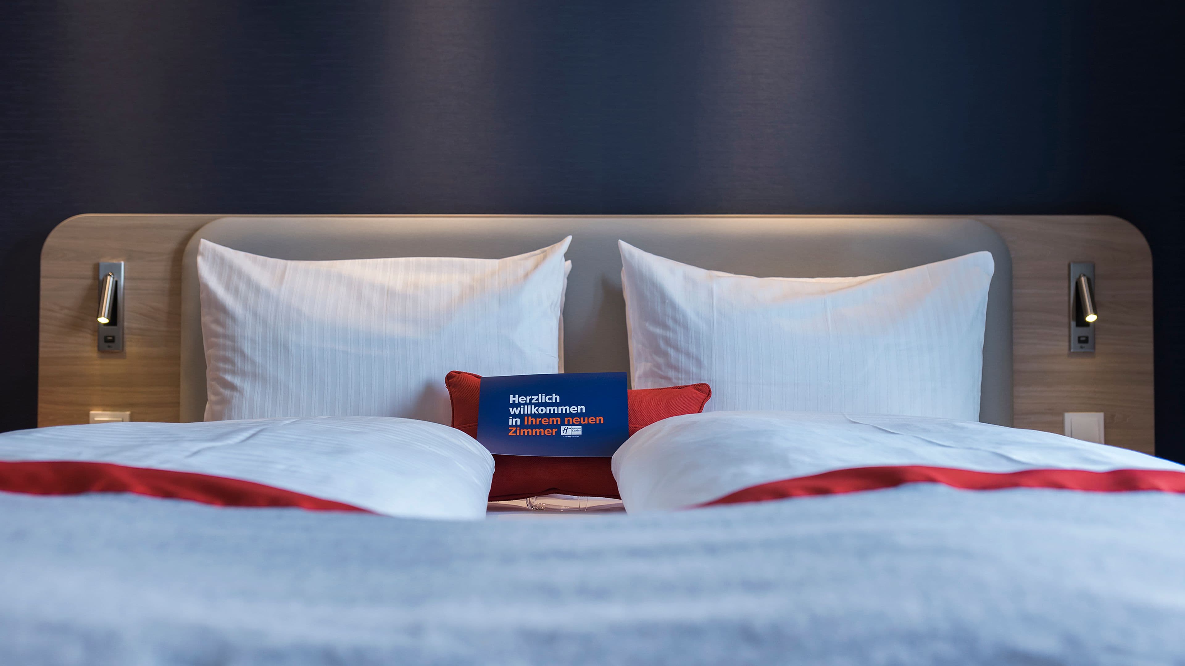 Holiday Inn Express Wiesbaden - Image 5