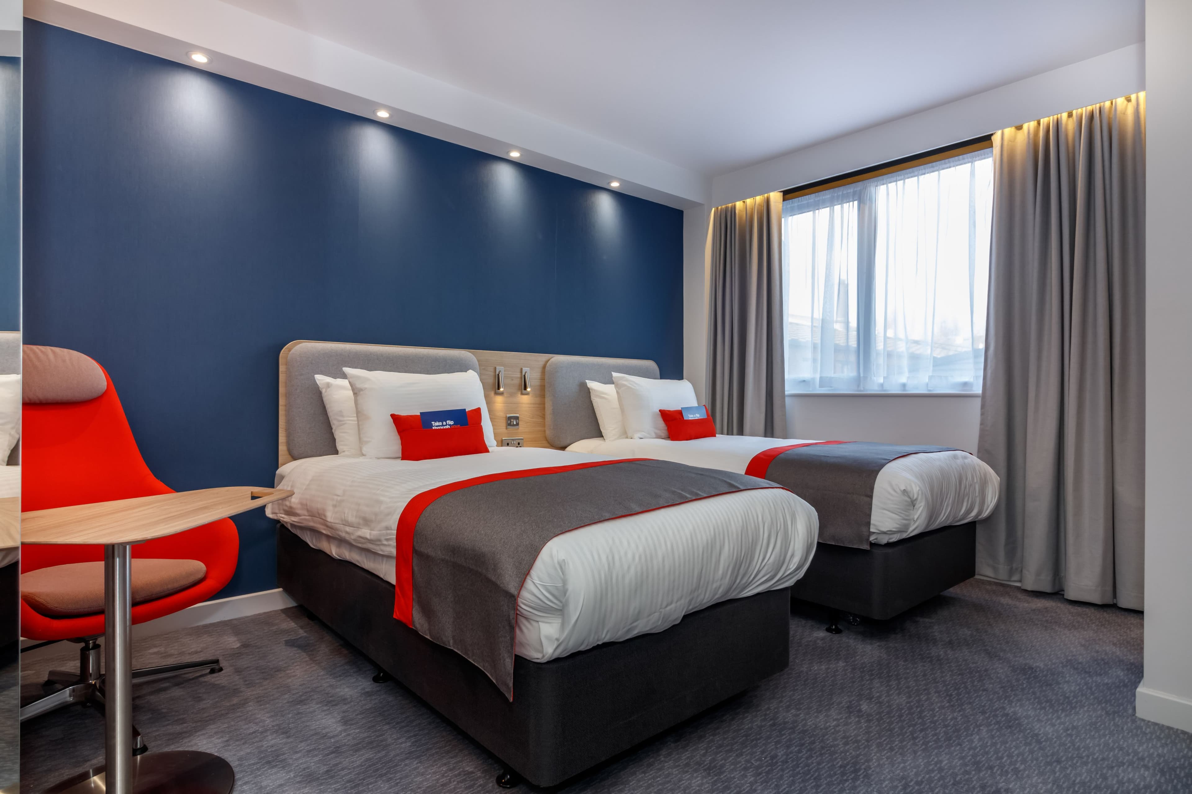 Holiday Inn Express Wigan — 10