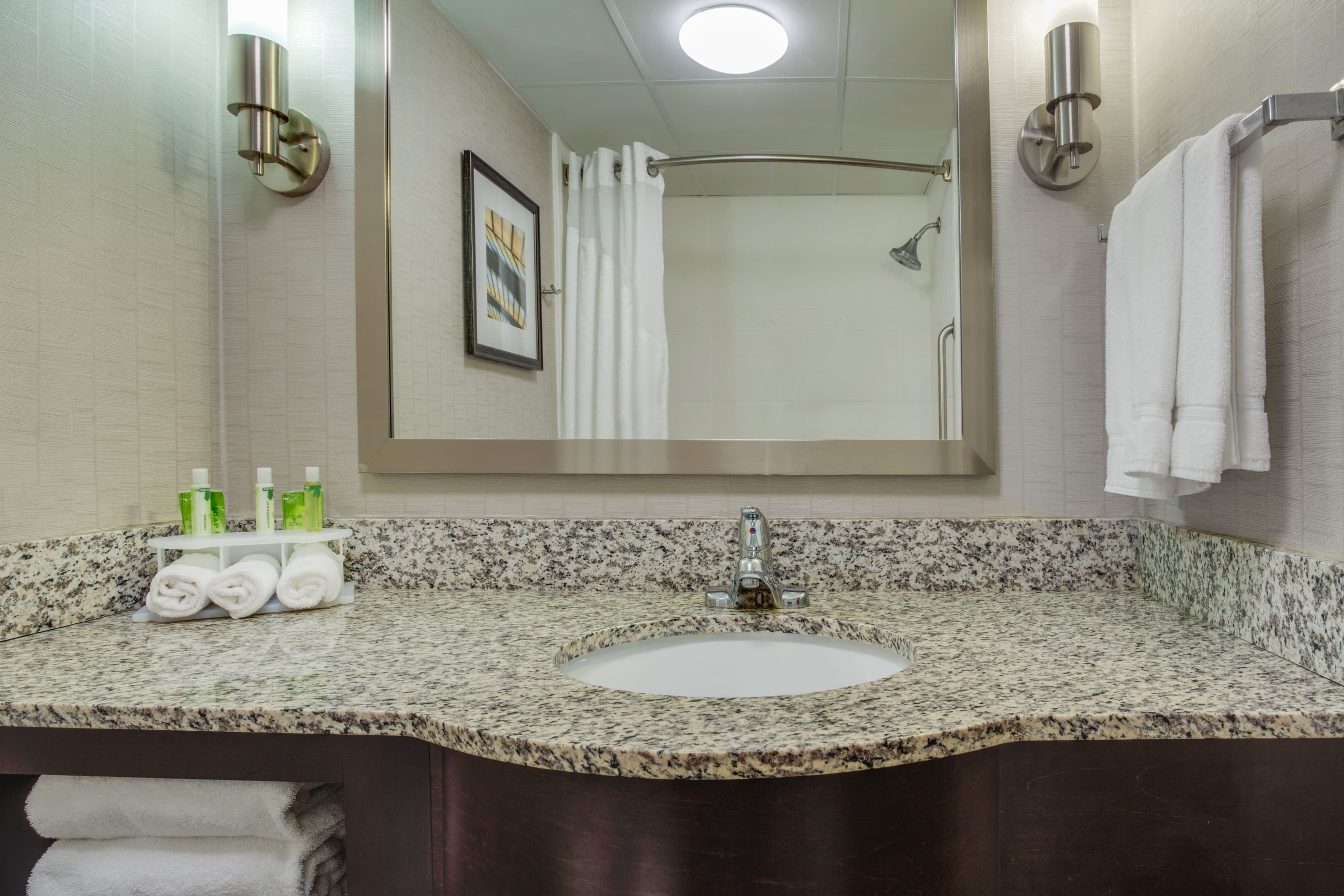 Holiday Inn Express Wilkesboro - Image 5