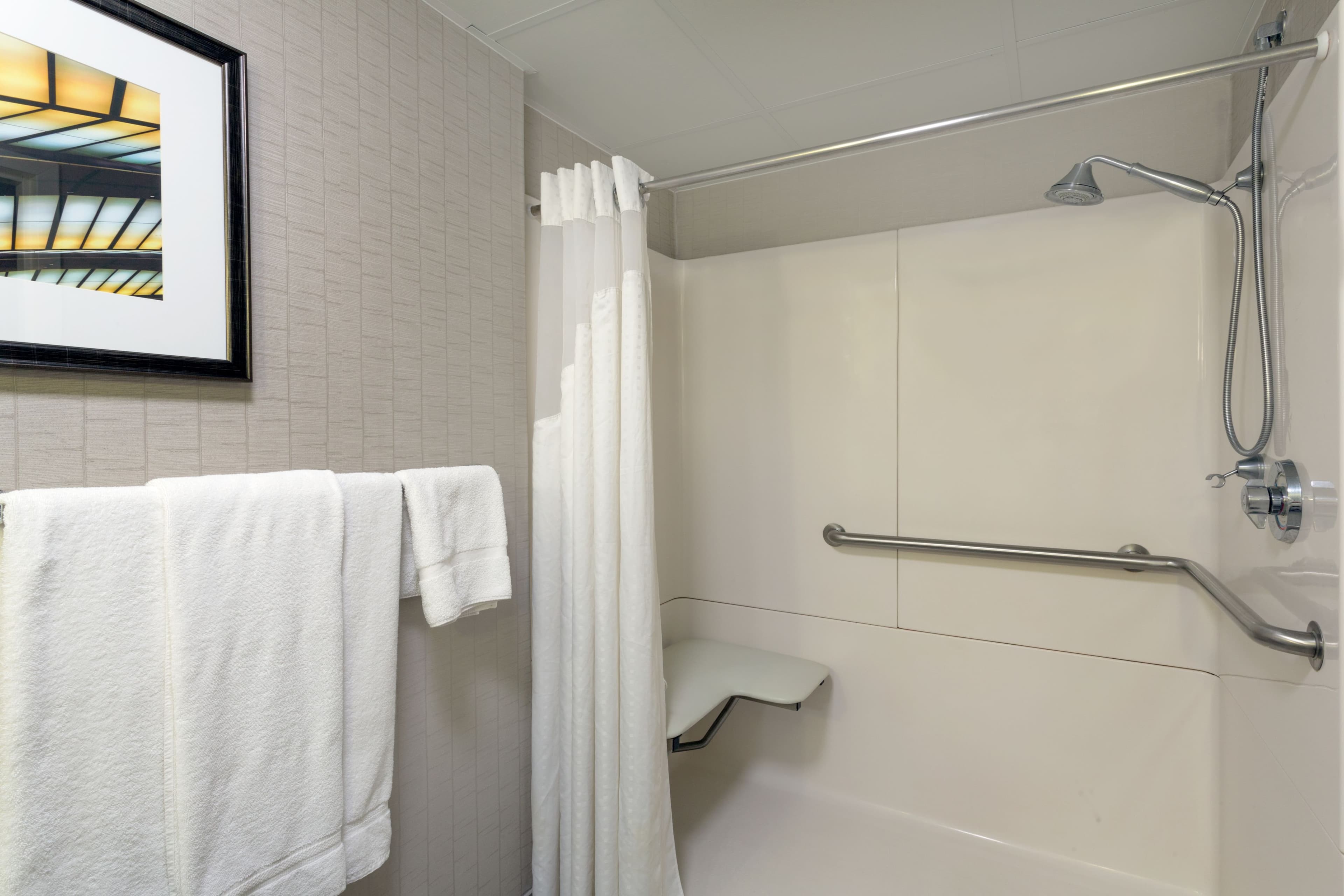 Holiday Inn Express Wilkesboro — 11