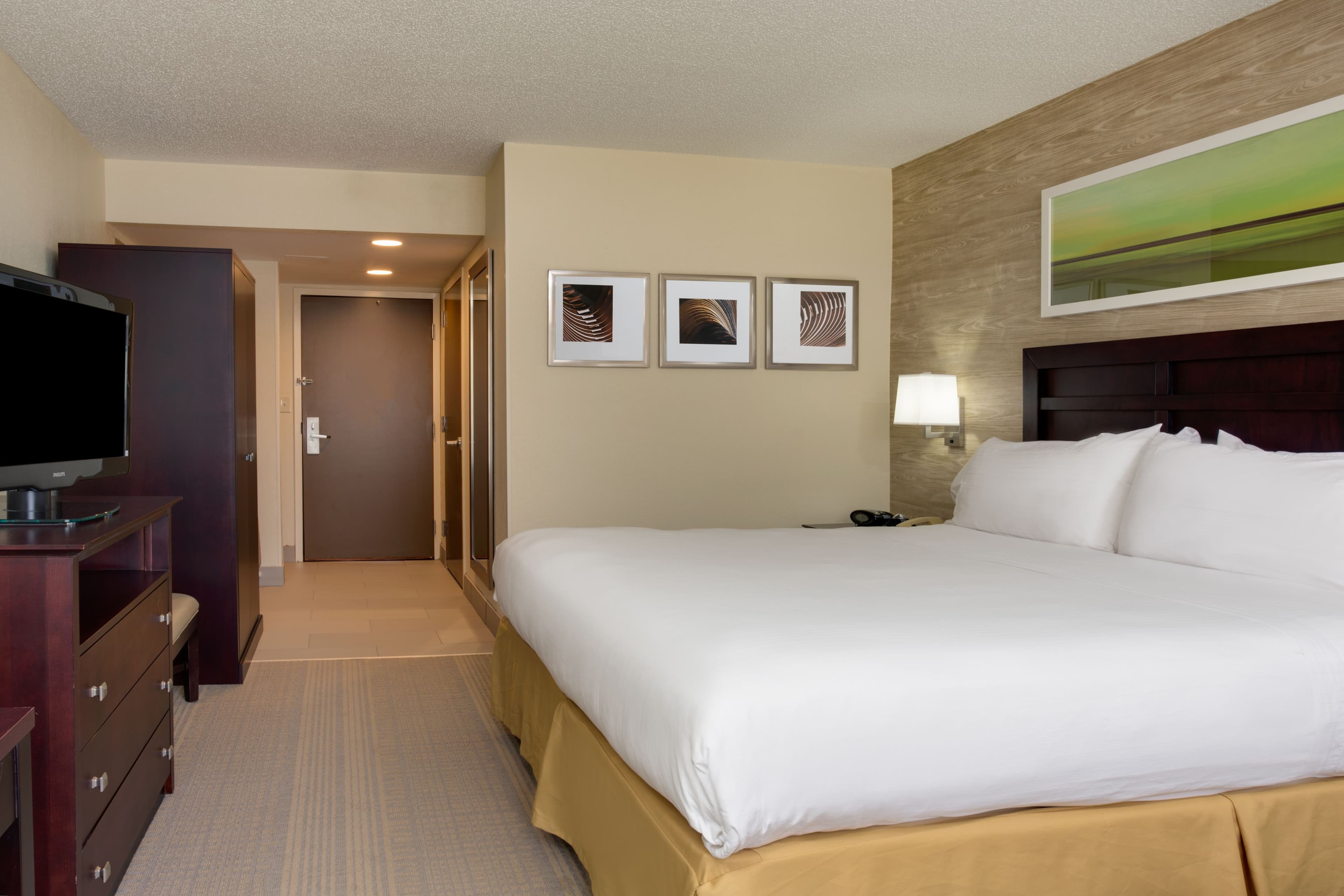 Holiday Inn Express Wilkesboro — 6