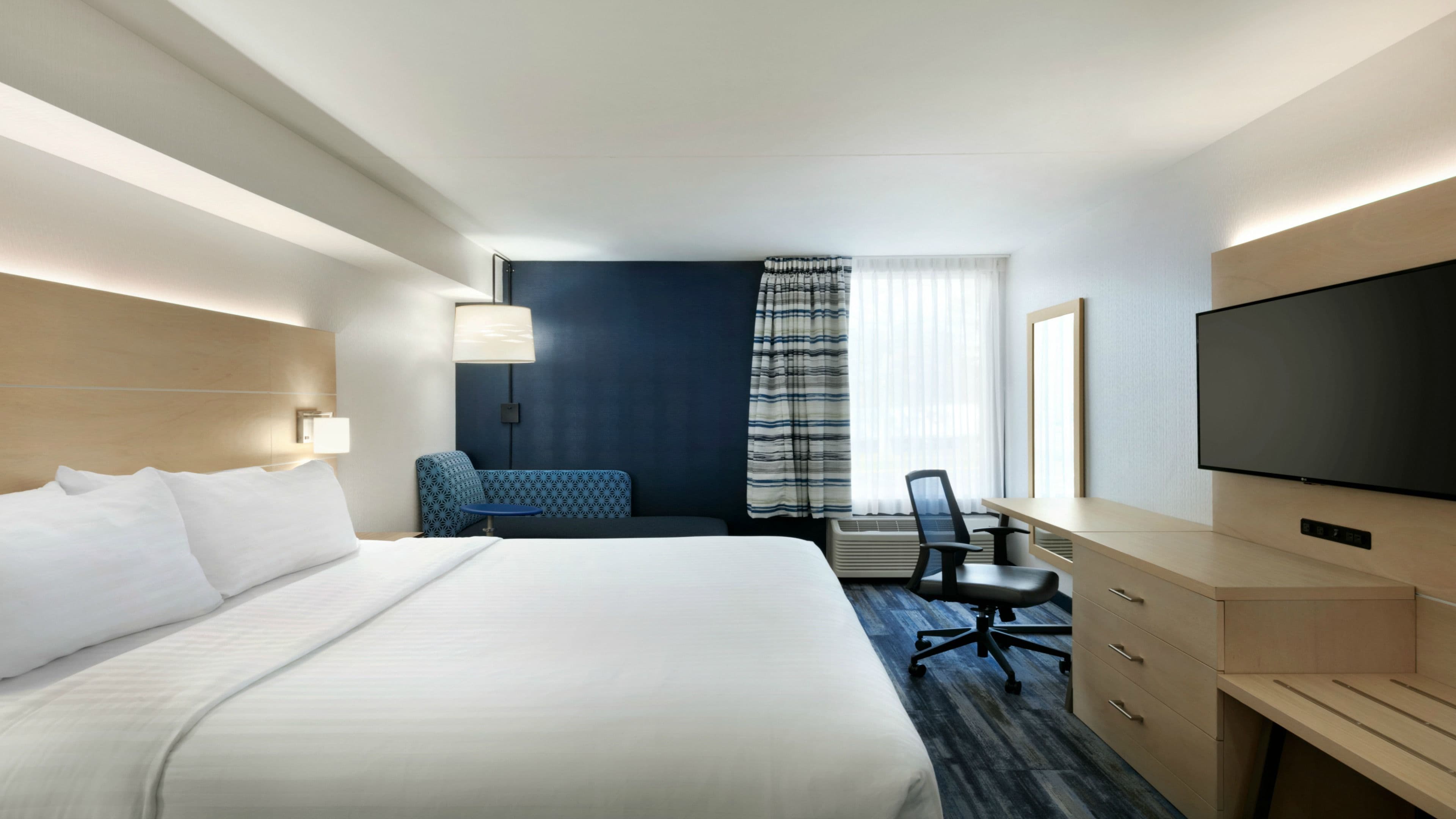 Holiday Inn Express Williamsbrg Busch Gardens Area — 6