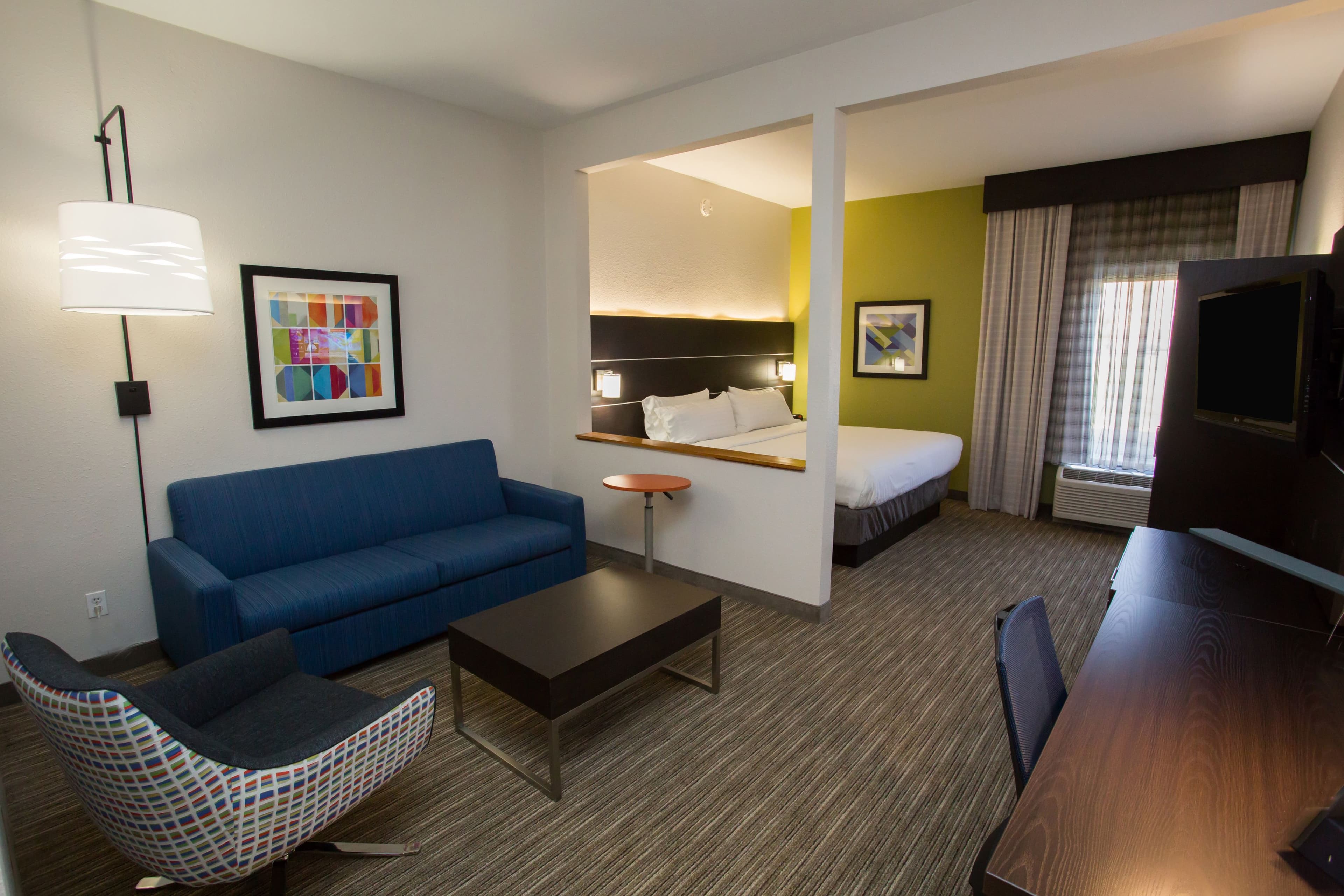 Holiday Inn Express Wilmington — 39