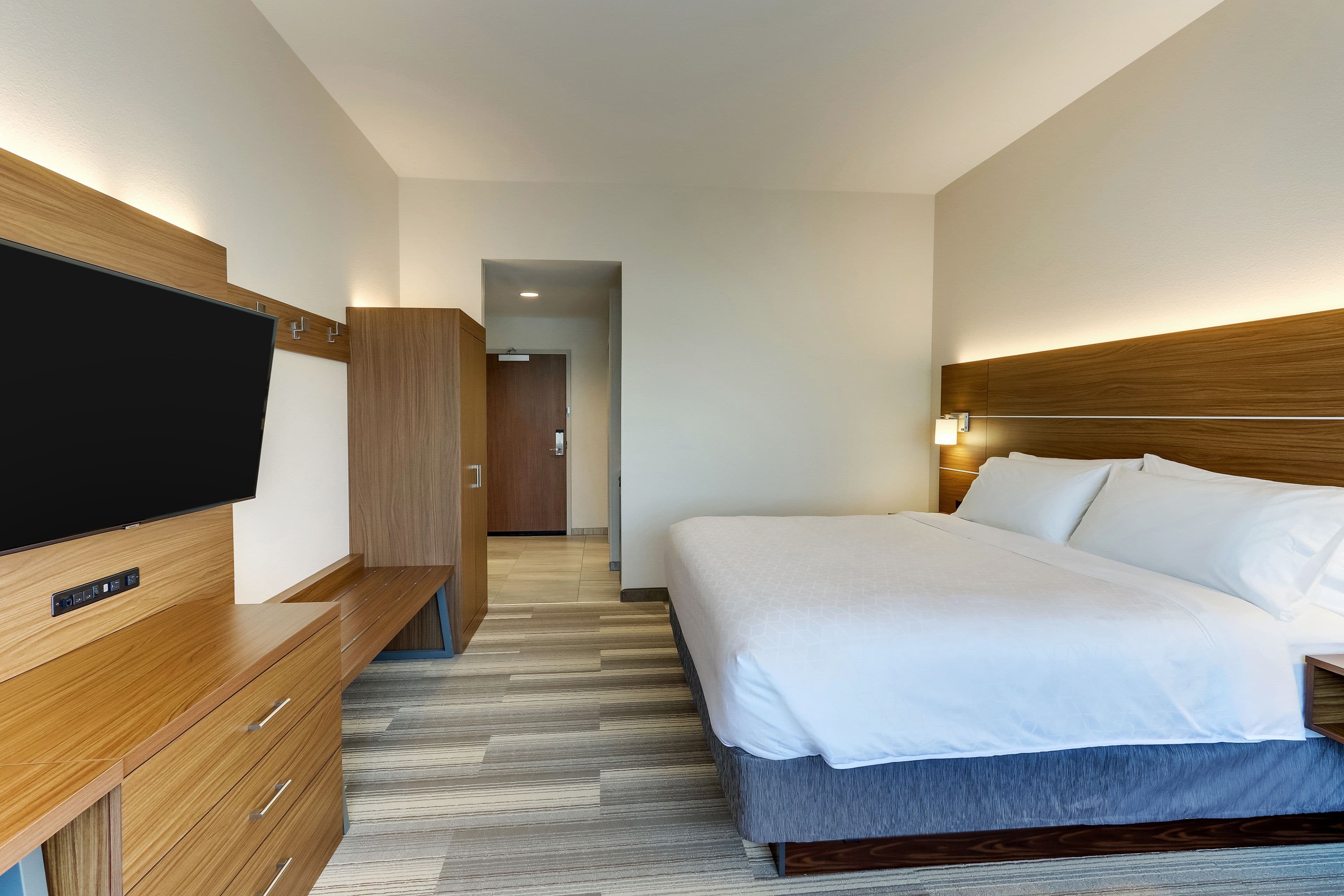 Holiday Inn Express Wilmington - Porters Neck — 3