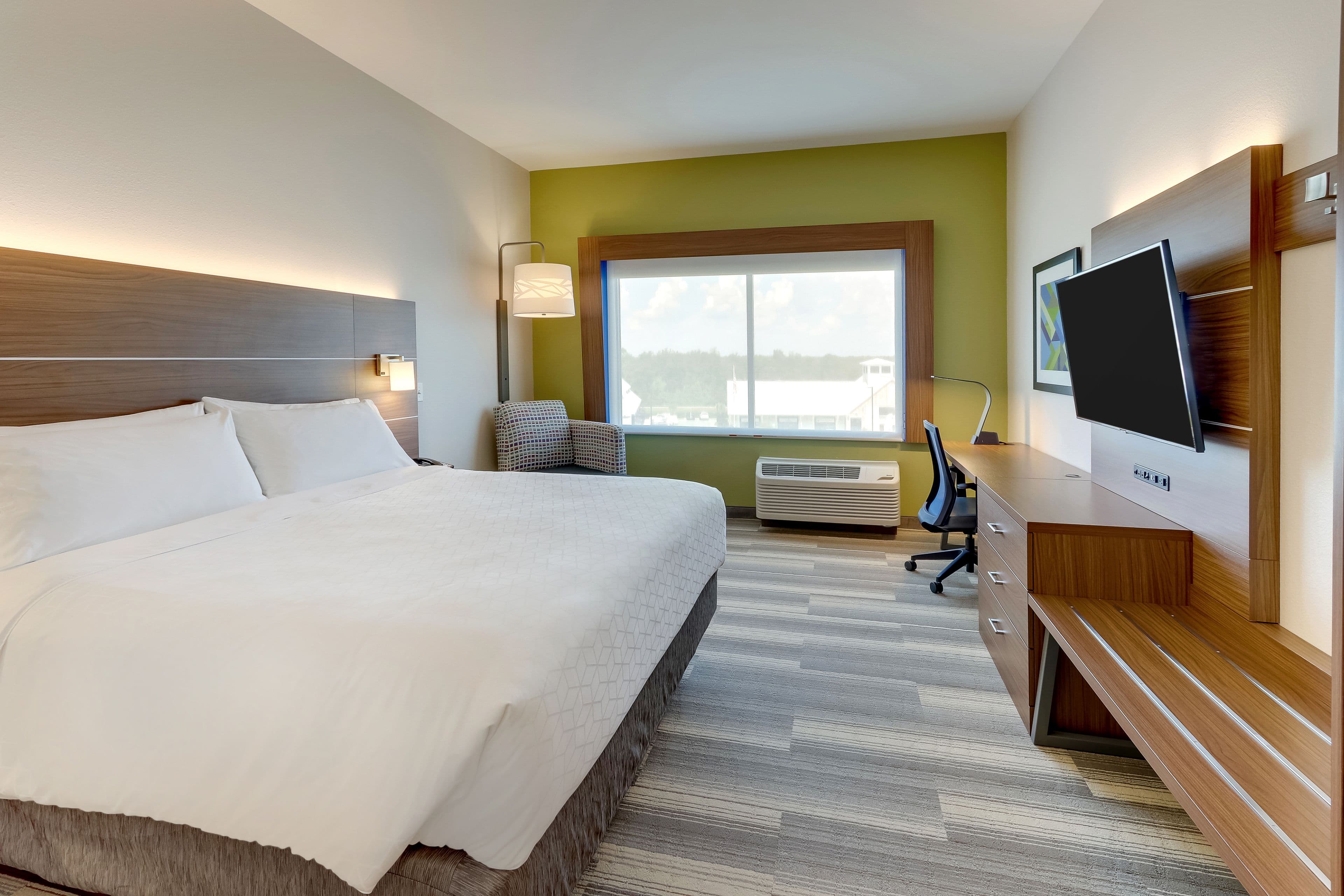 Holiday Inn Express Wilmington - Porters Neck — 5