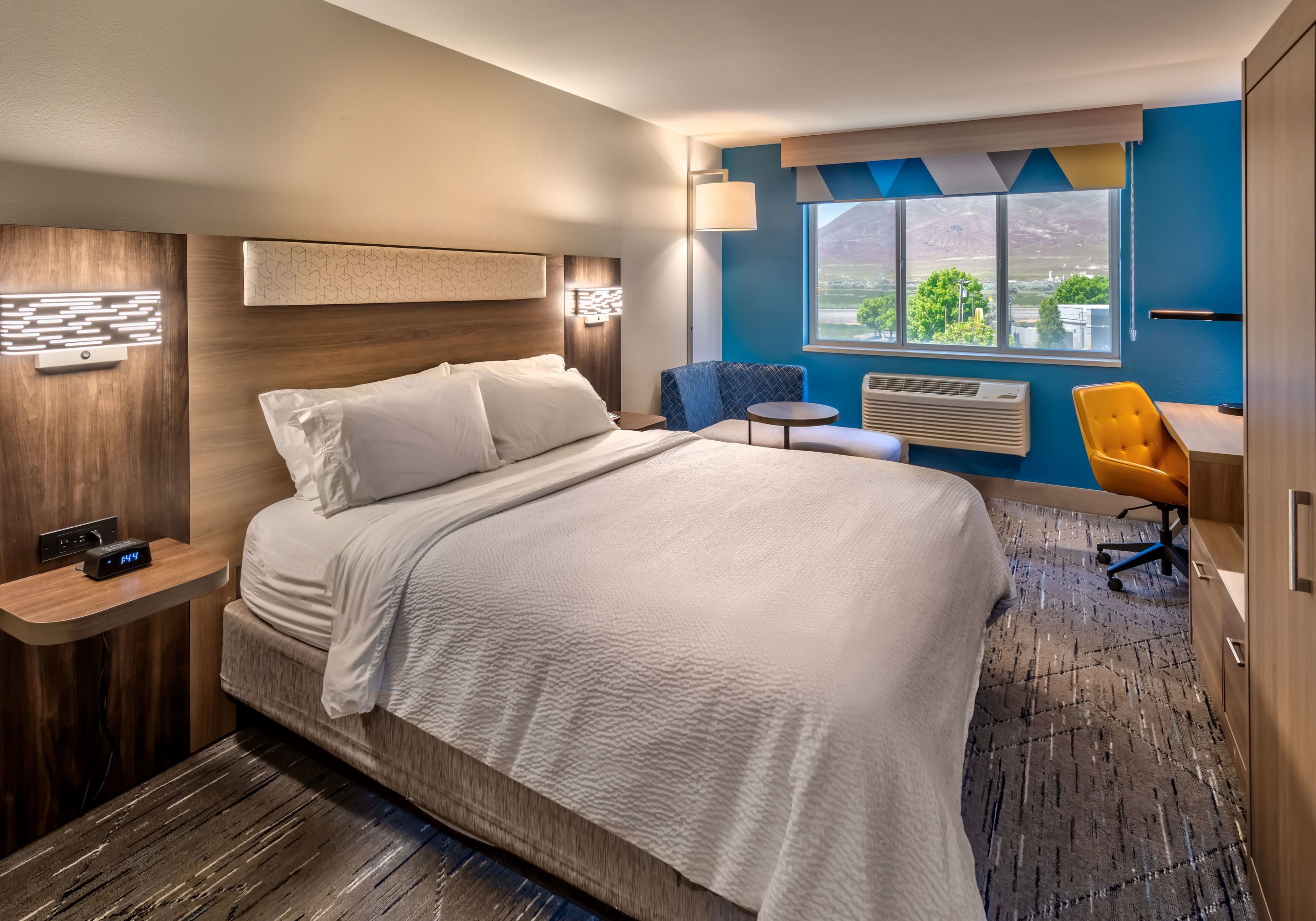 Holiday Inn Express Winnemucca — 8