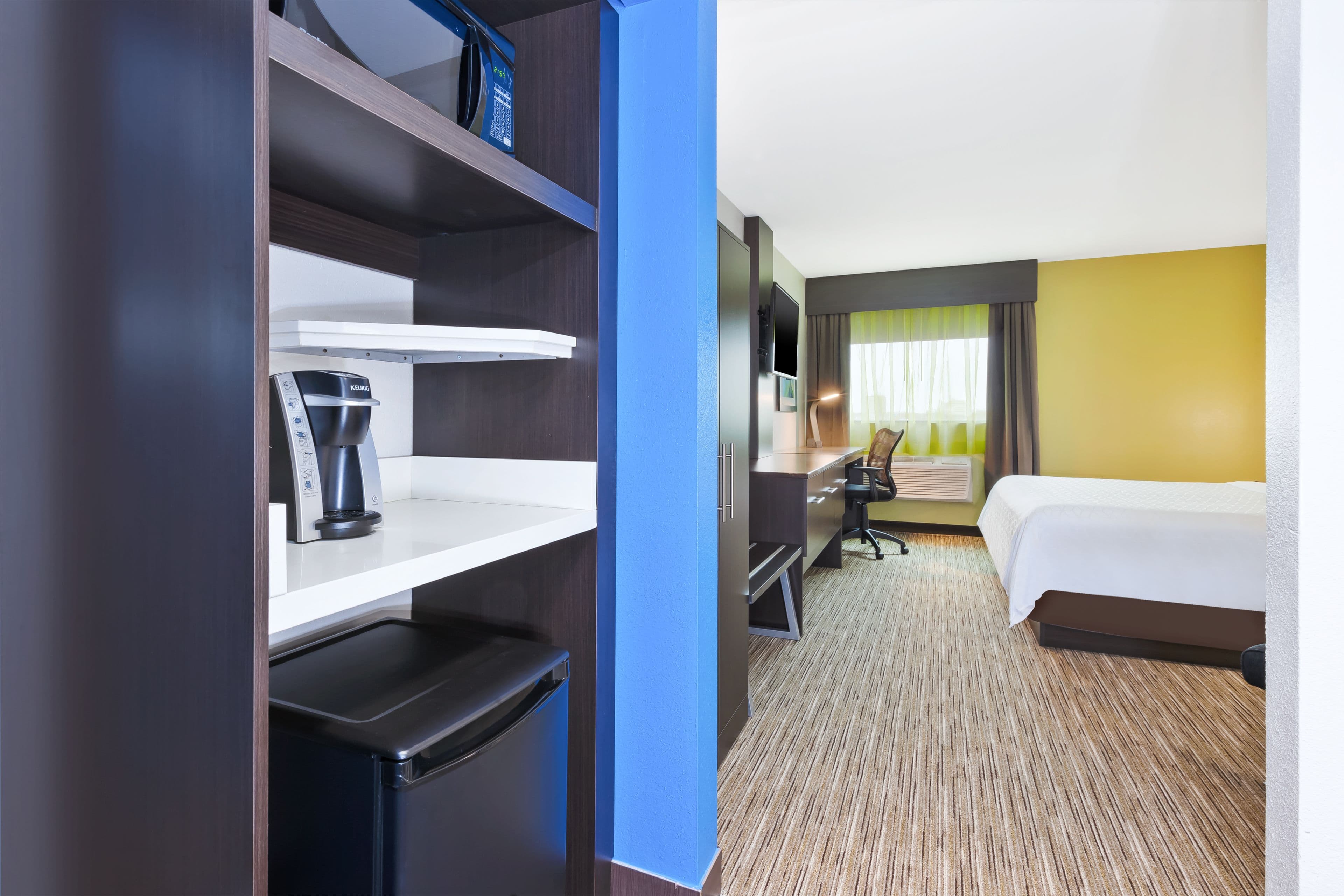 Holiday Inn Express Winnipeg Airport - Polo Park - Image 4