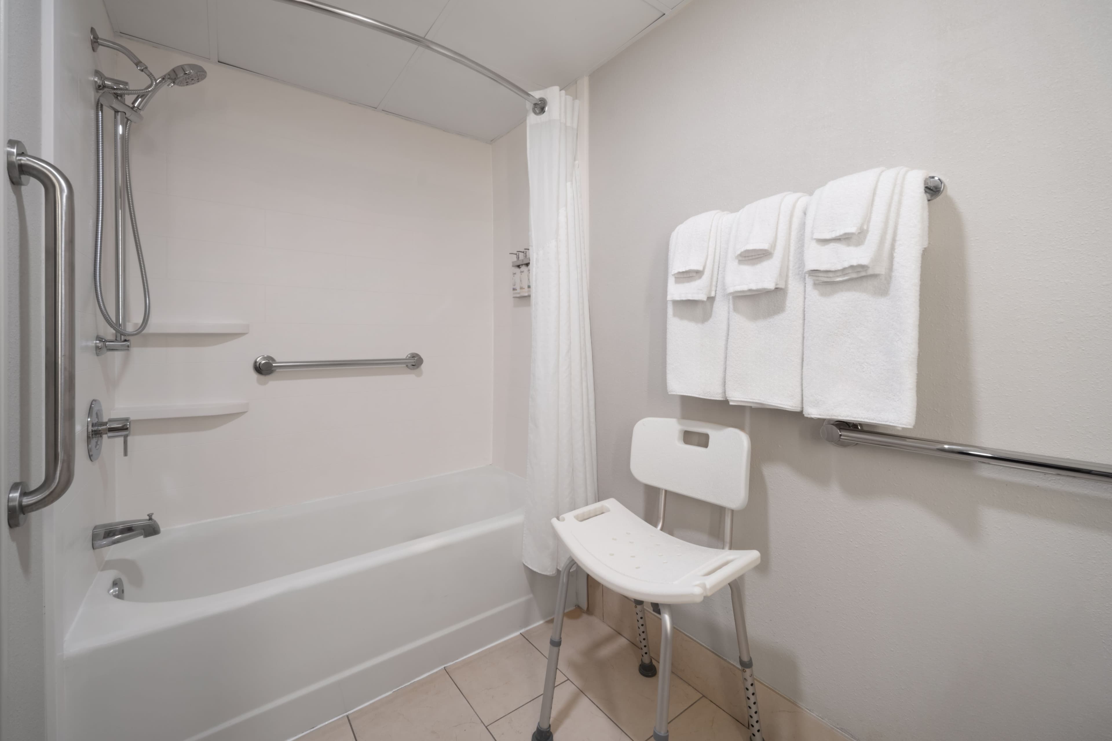 Holiday Inn Express Winston-Salem — 10