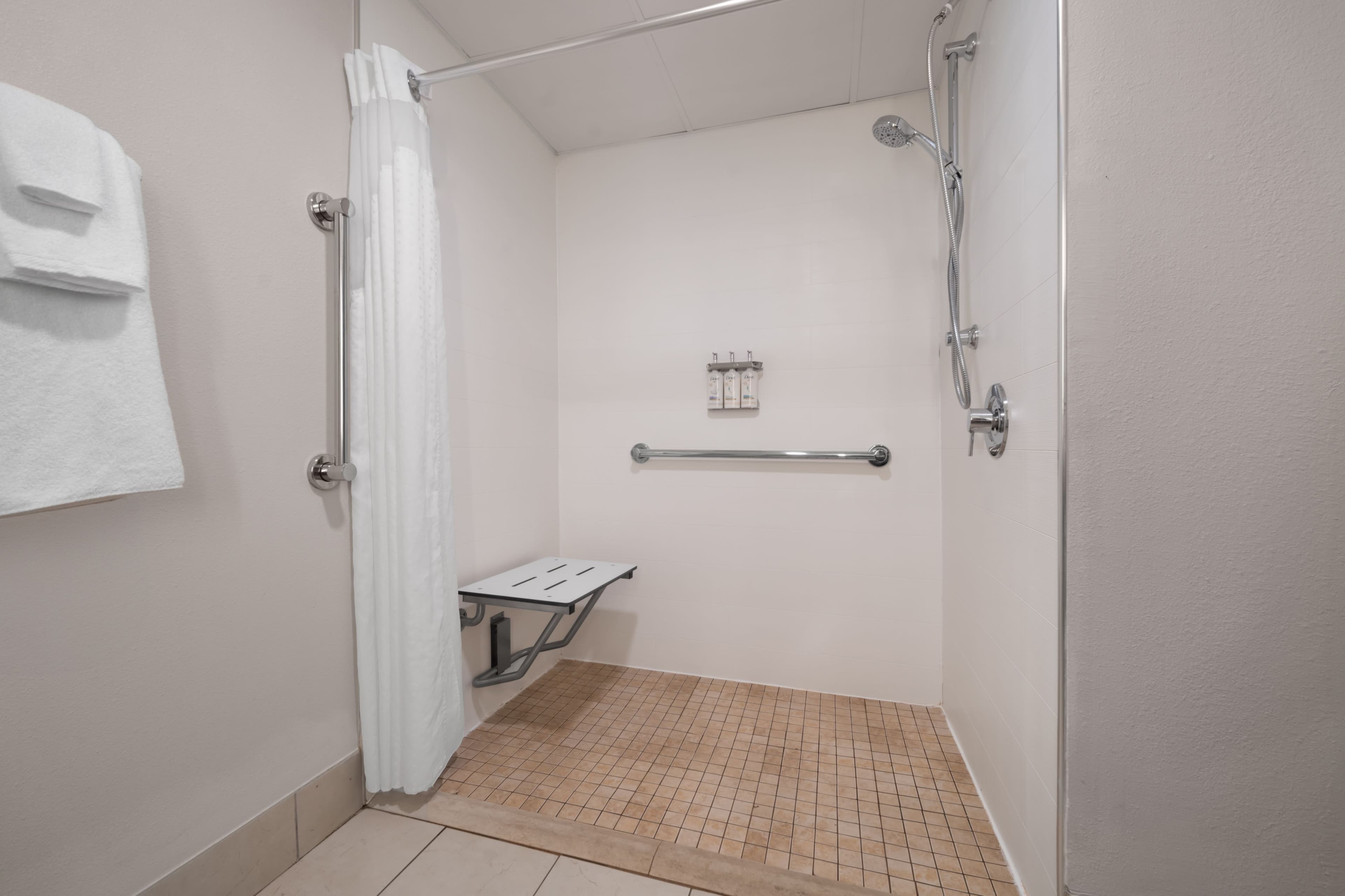 Holiday Inn Express Winston-Salem — 13