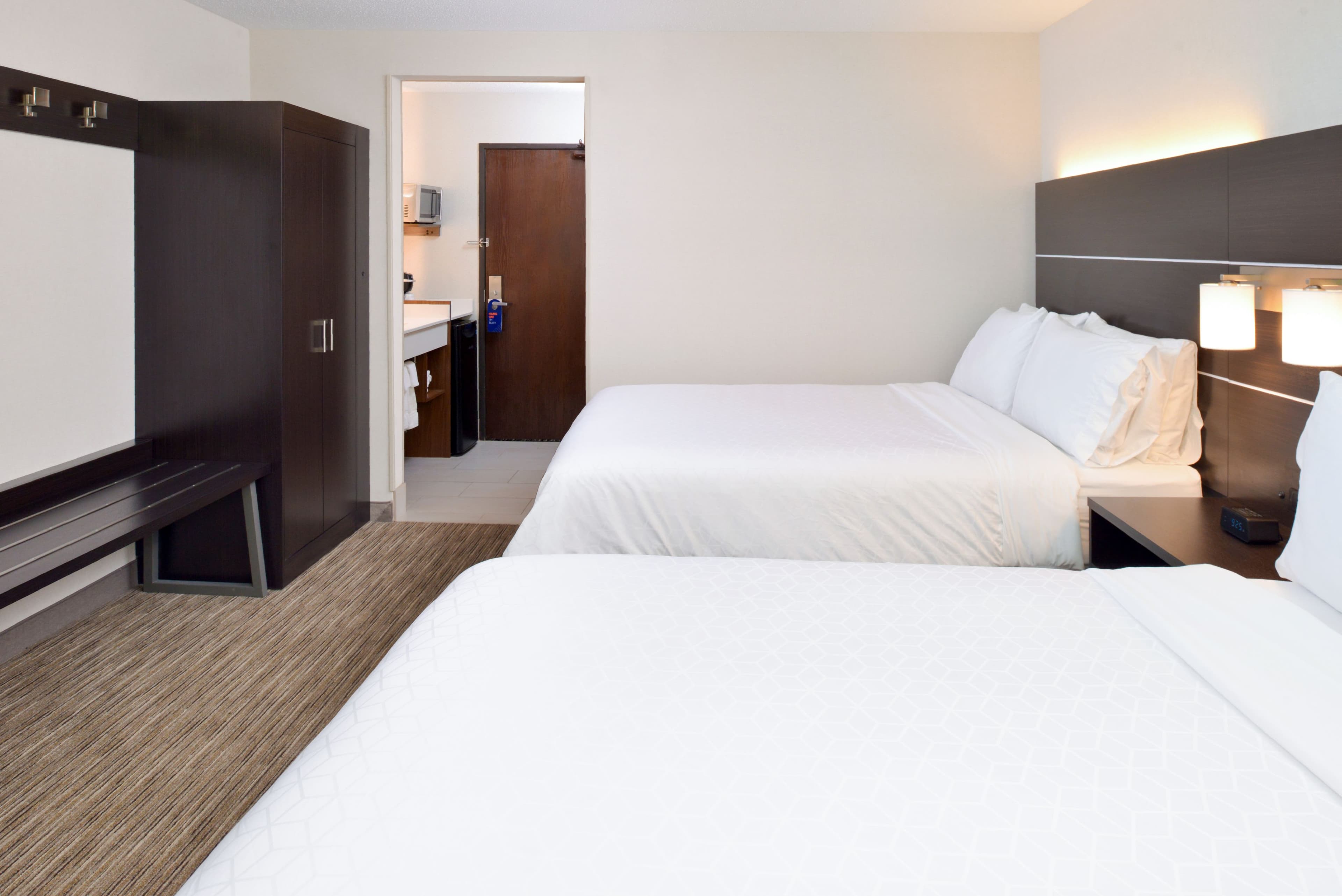 Holiday Inn Express Wixom — 28