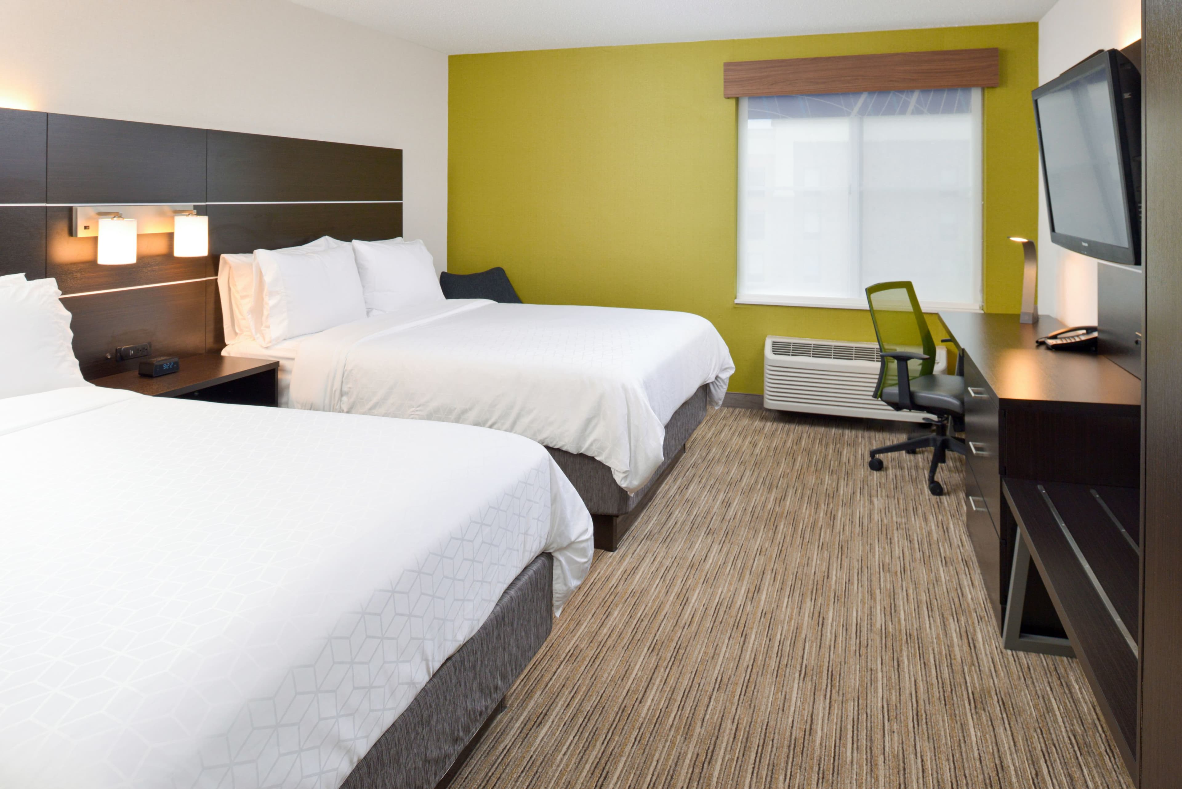 Holiday Inn Express Wixom — 24