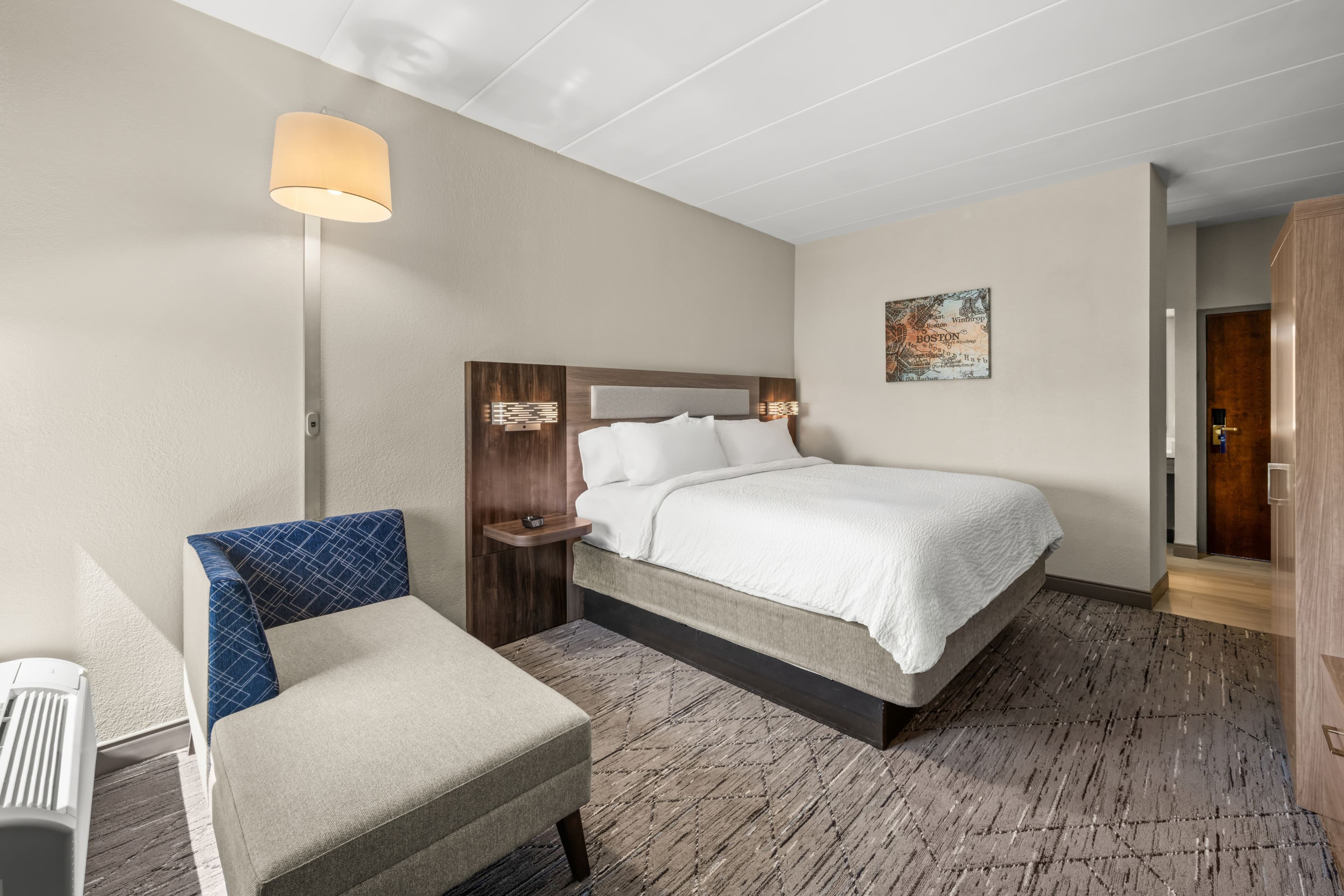 Holiday Inn Express Boston North-Woburn — 16