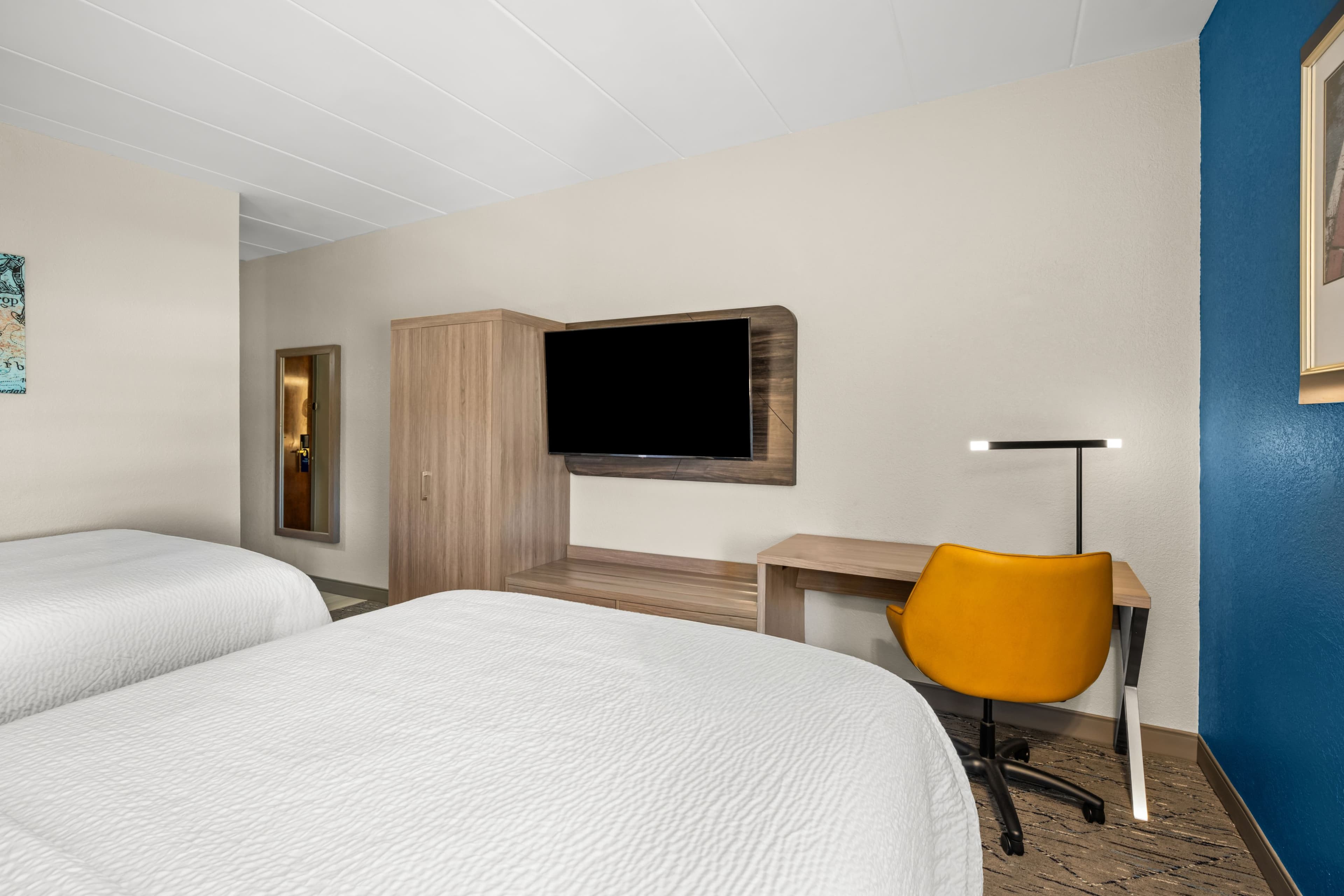 Holiday Inn Express Boston North-Woburn — 61