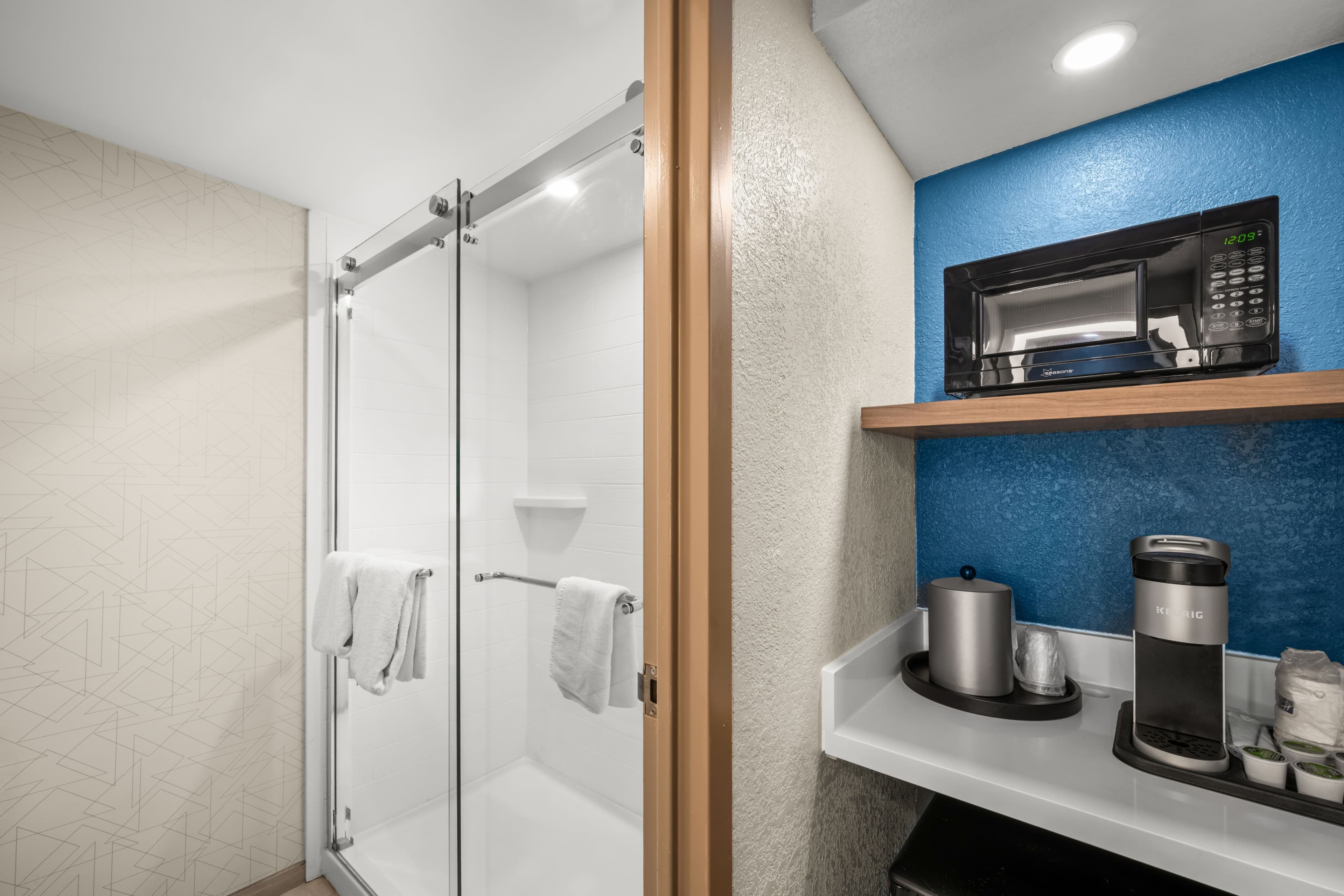 Holiday Inn Express Boston North-Woburn — 62