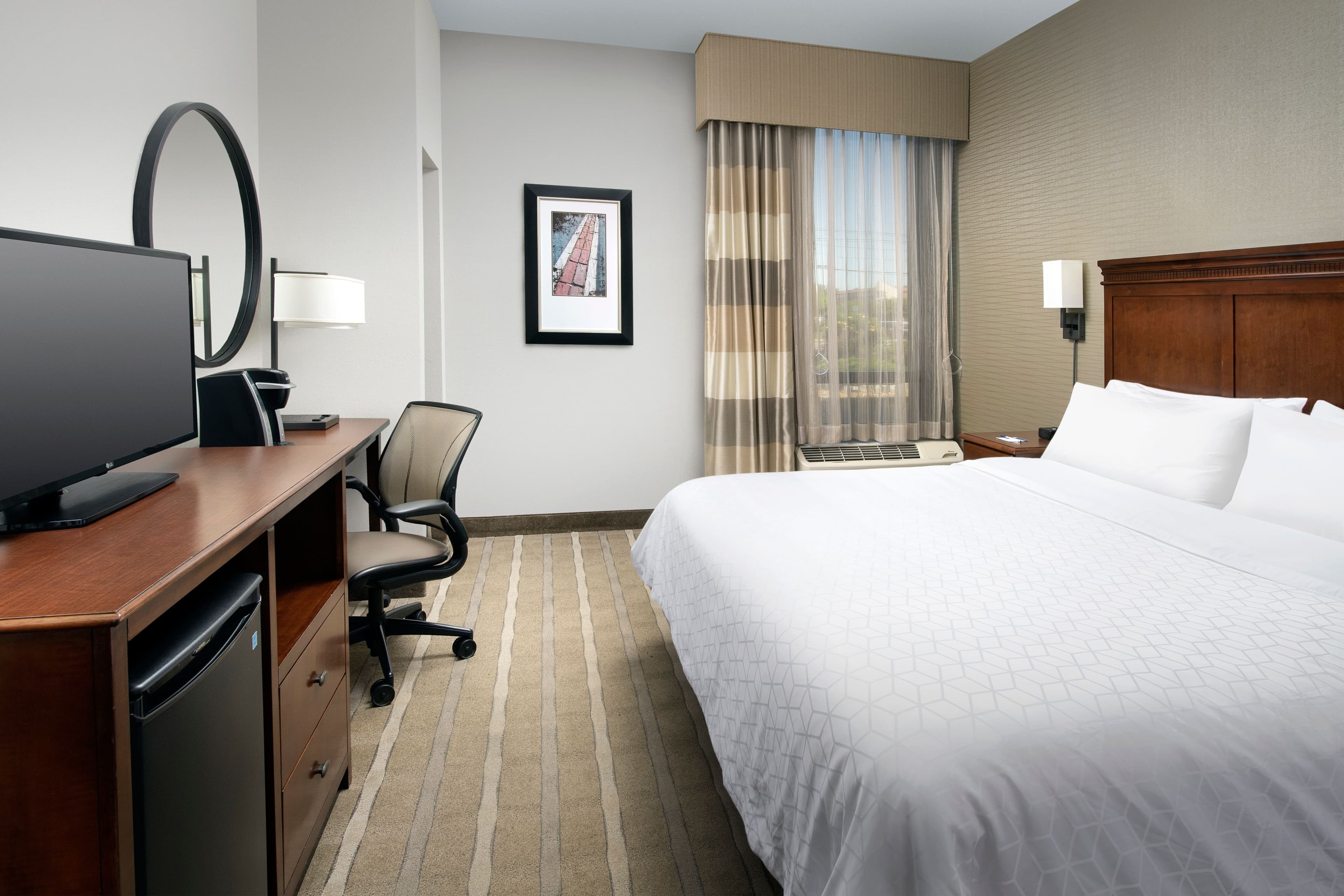 Holiday Inn Express Boston North-Woburn — 7