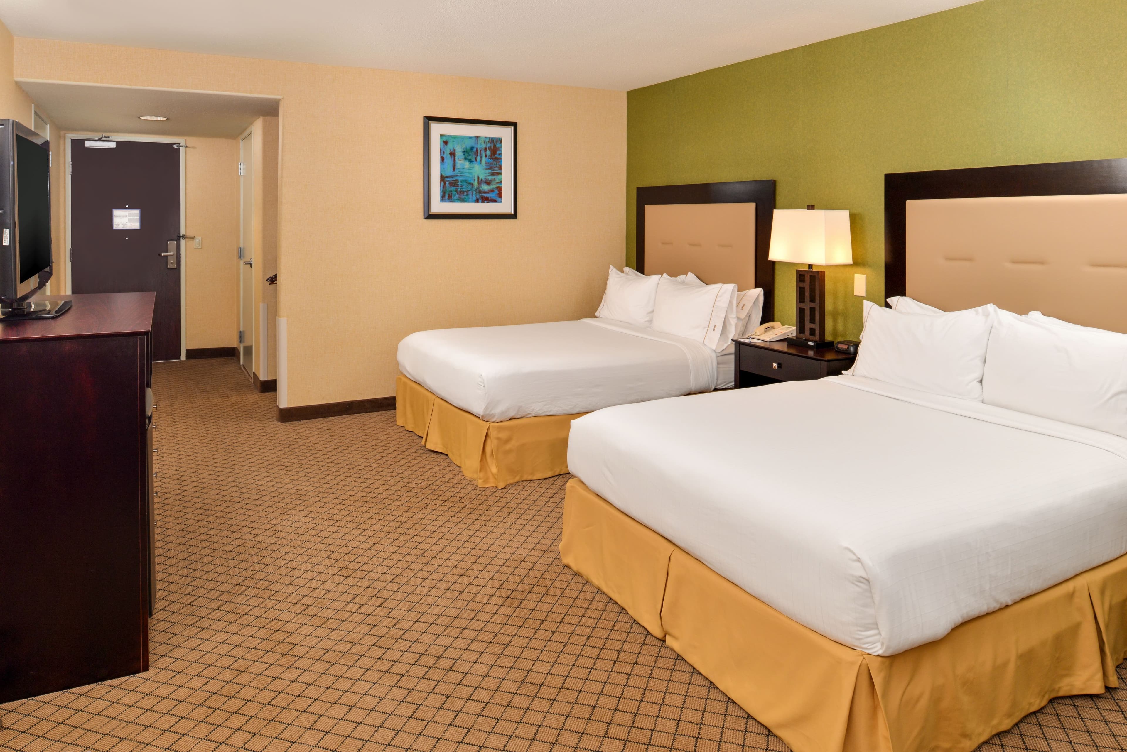 Holiday Inn Express Woodland — 30