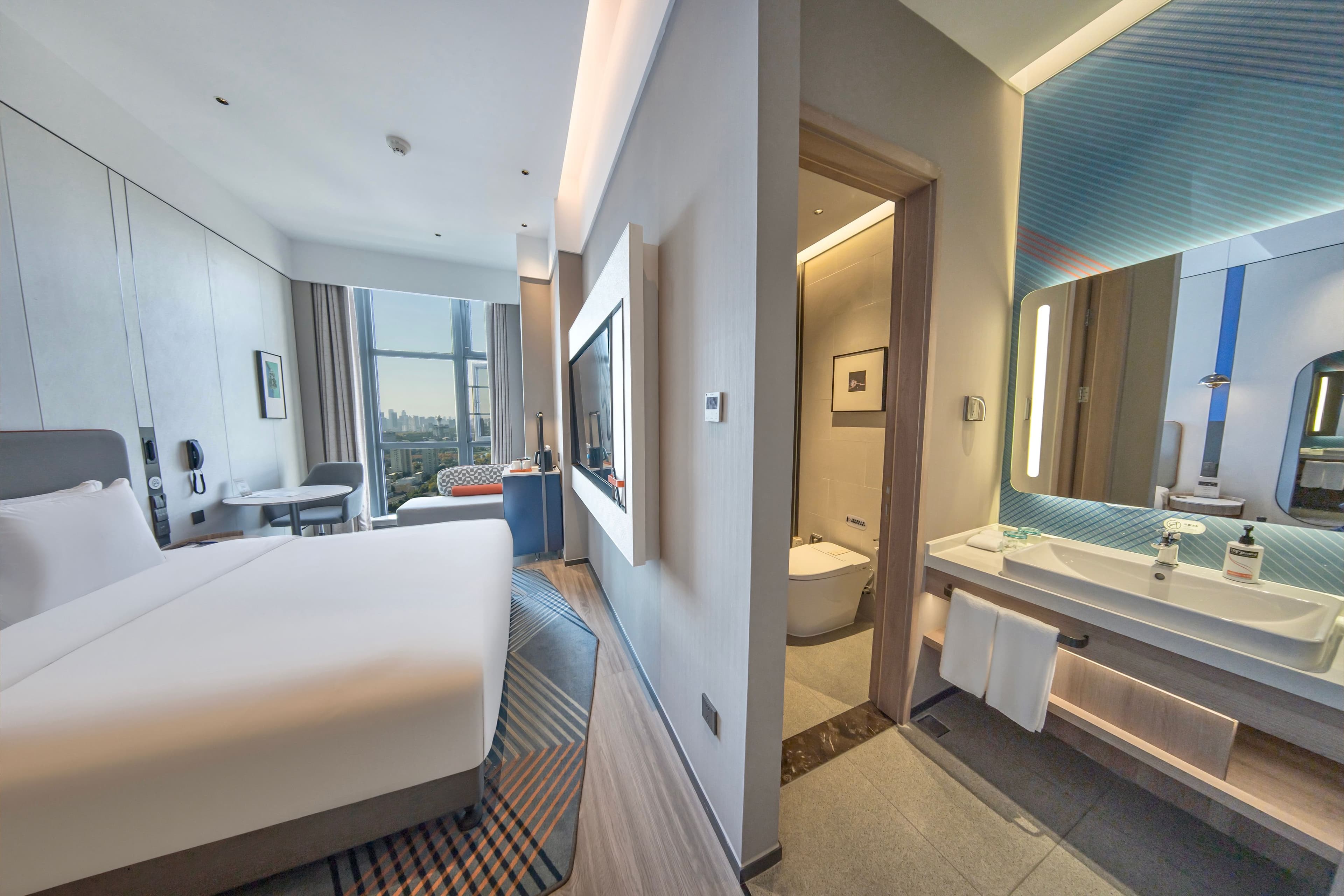 Holiday Inn Express Wuhan East Lake — 8