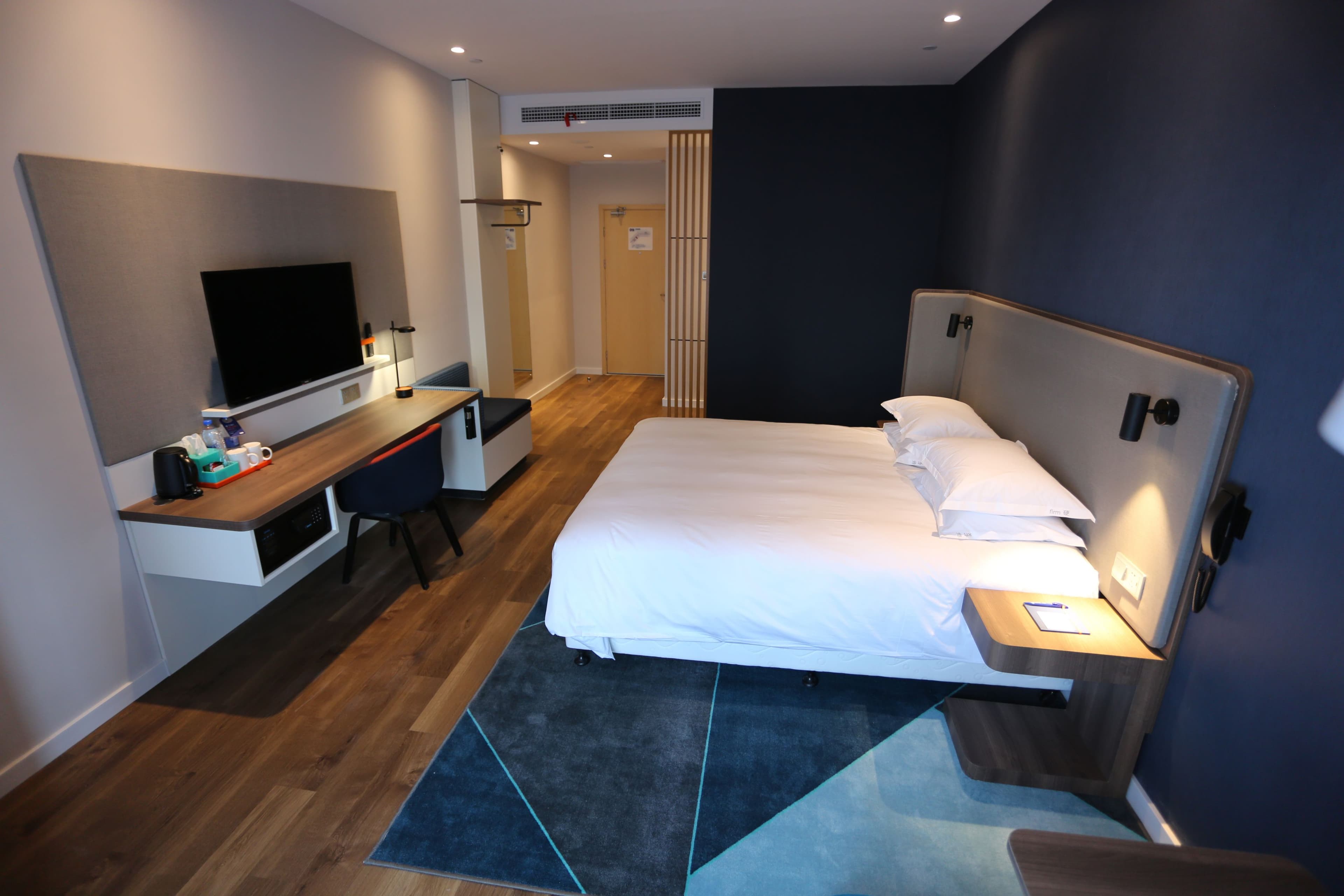 Holiday Inn Express Wuhan Optical Valley — 13