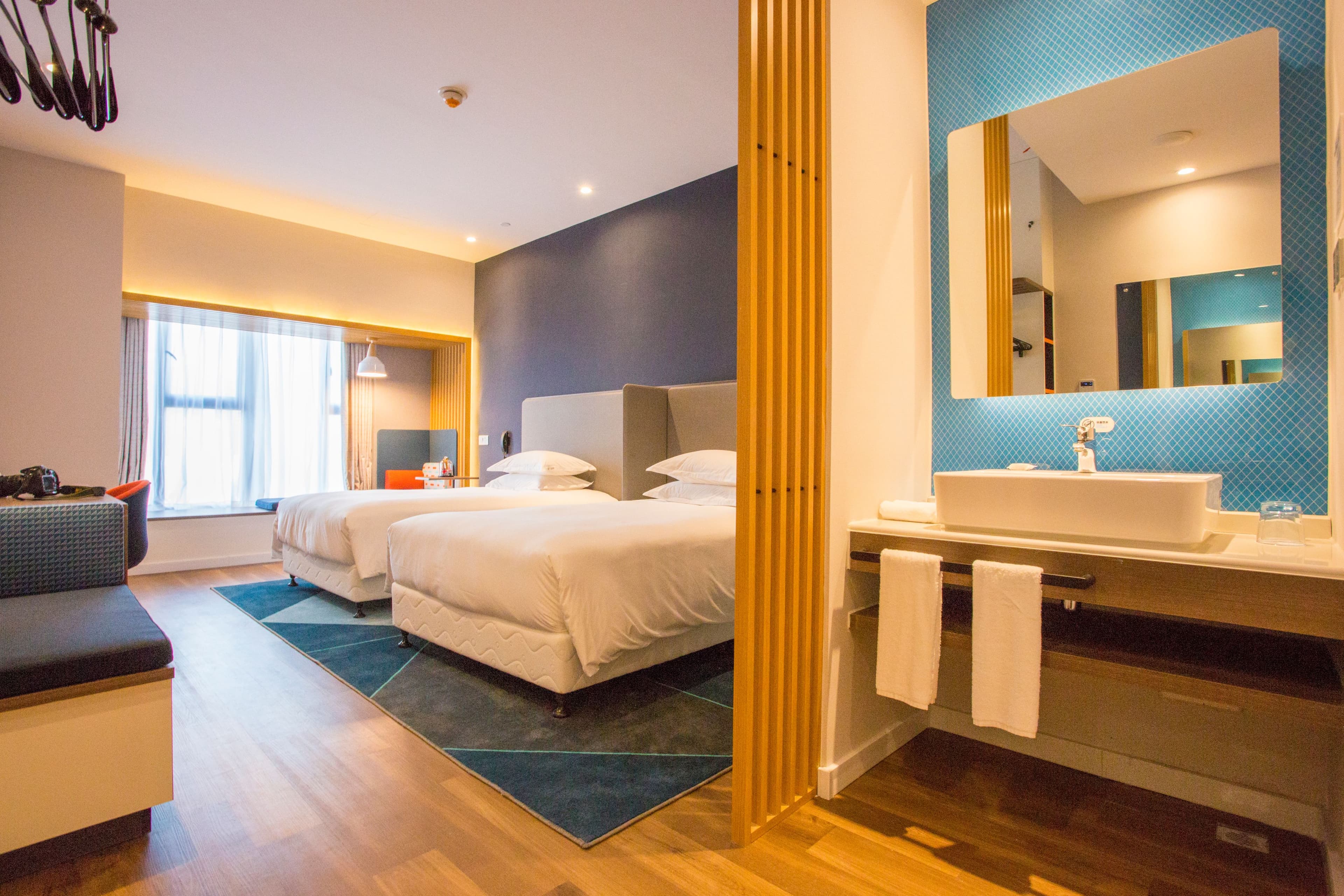 Holiday Inn Express Wuhan Optical Valley — 14