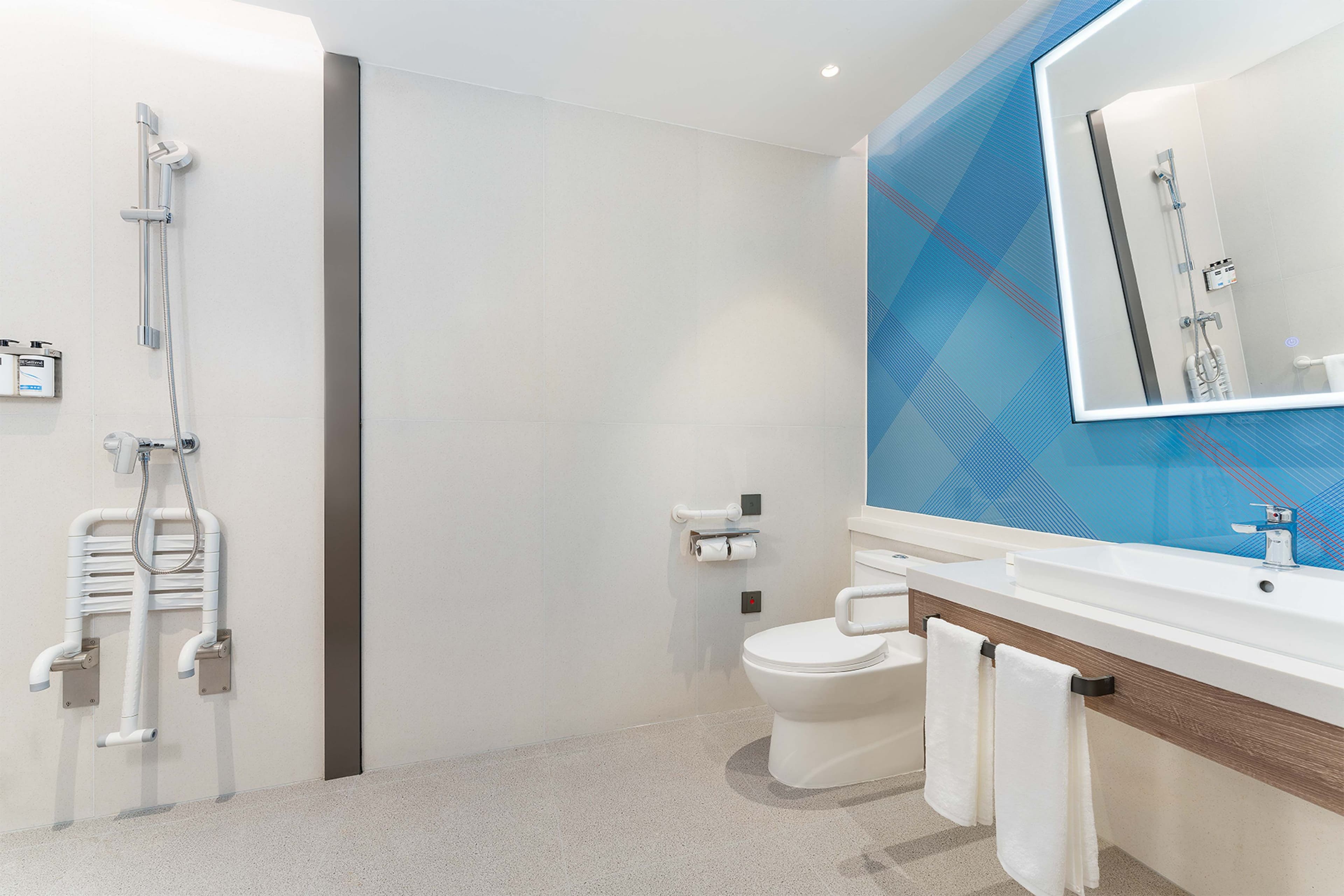 Holiday Inn Express Wuhan Jinyin Lake — 14
