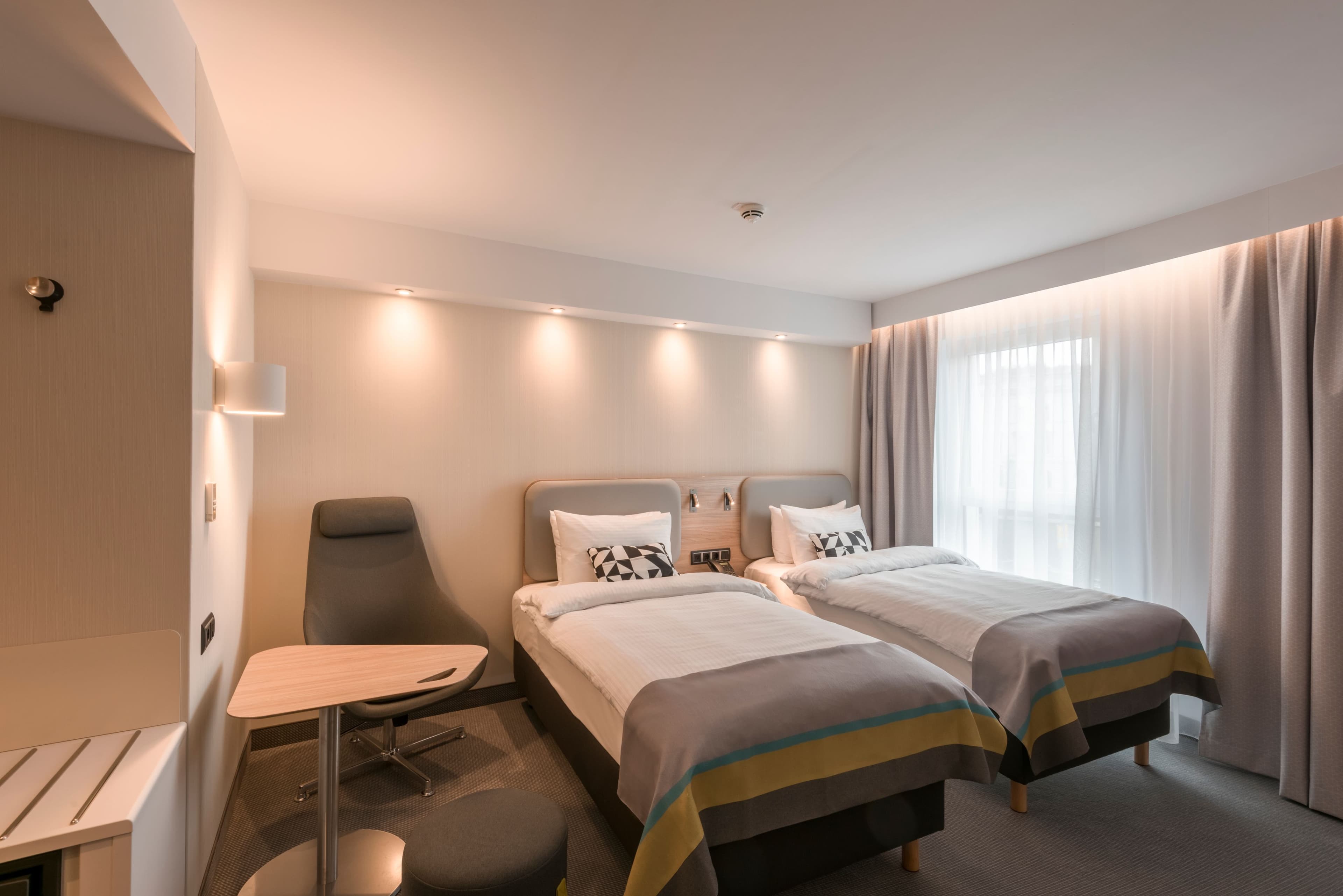 Holiday Inn Express Wuppertal - Hauptbahnhof - Image 4