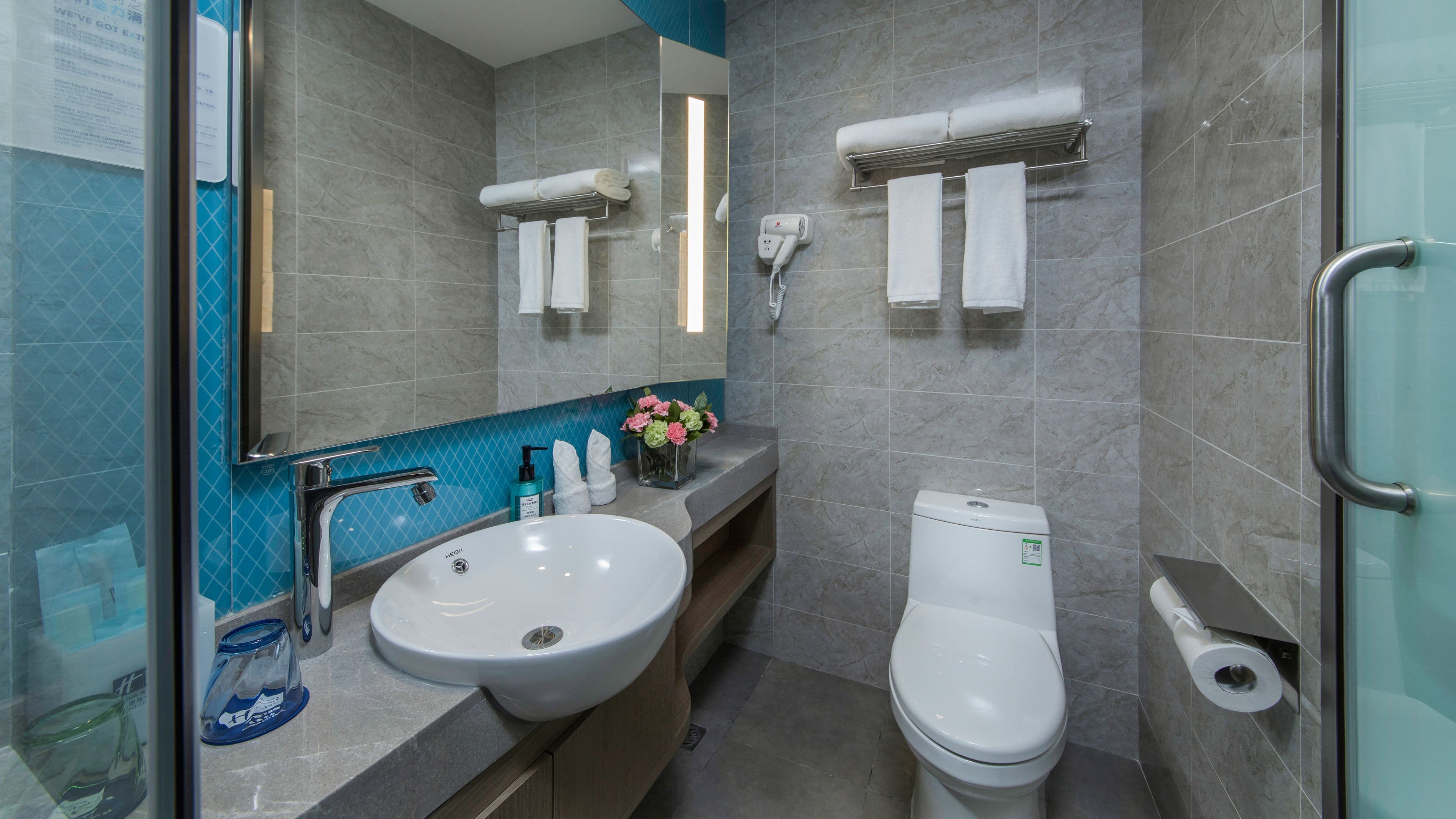Holiday Inn Express Xichang Qionghai — 16