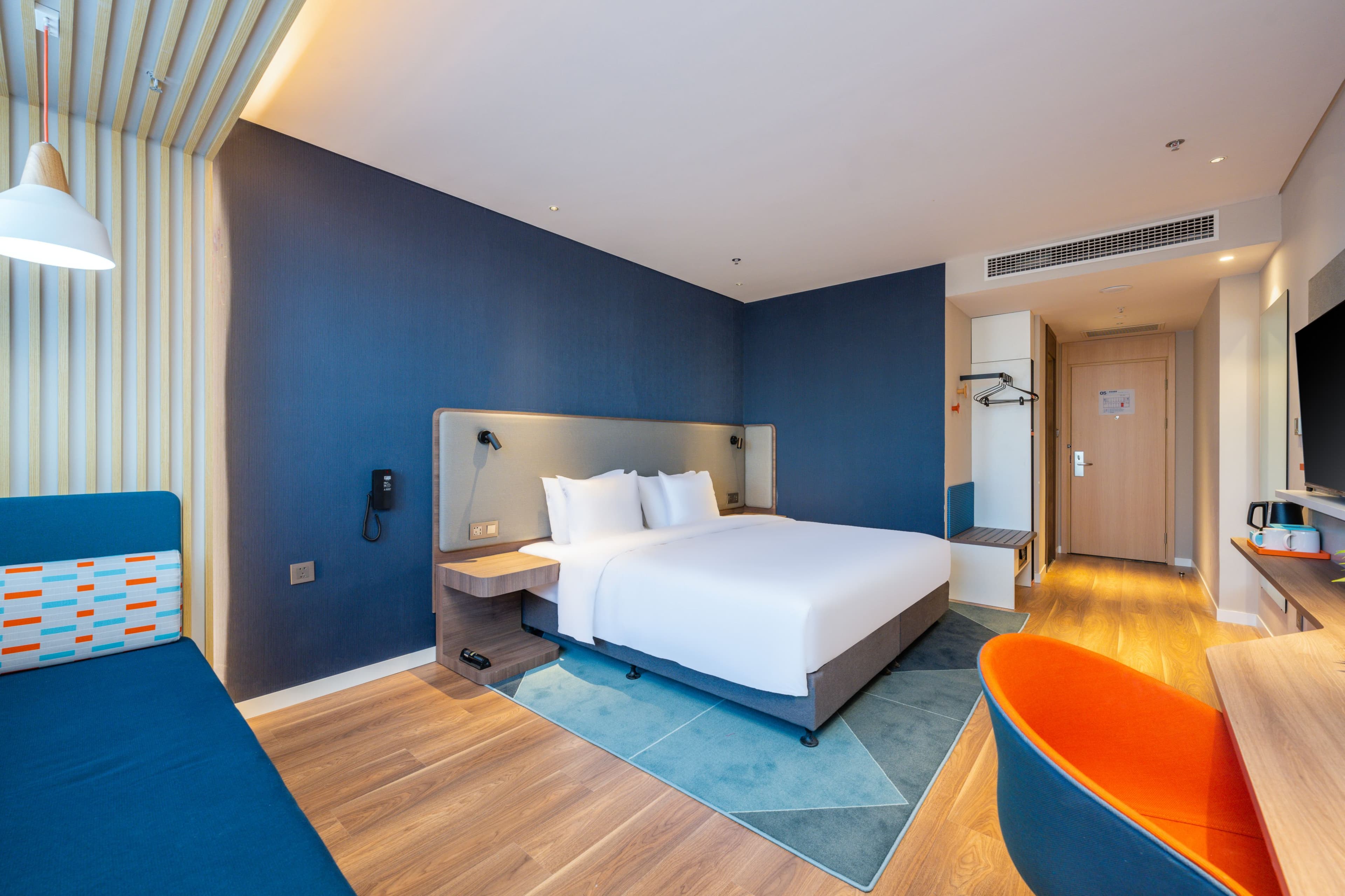 Holiday Inn Express Xinji City Center - Image 3