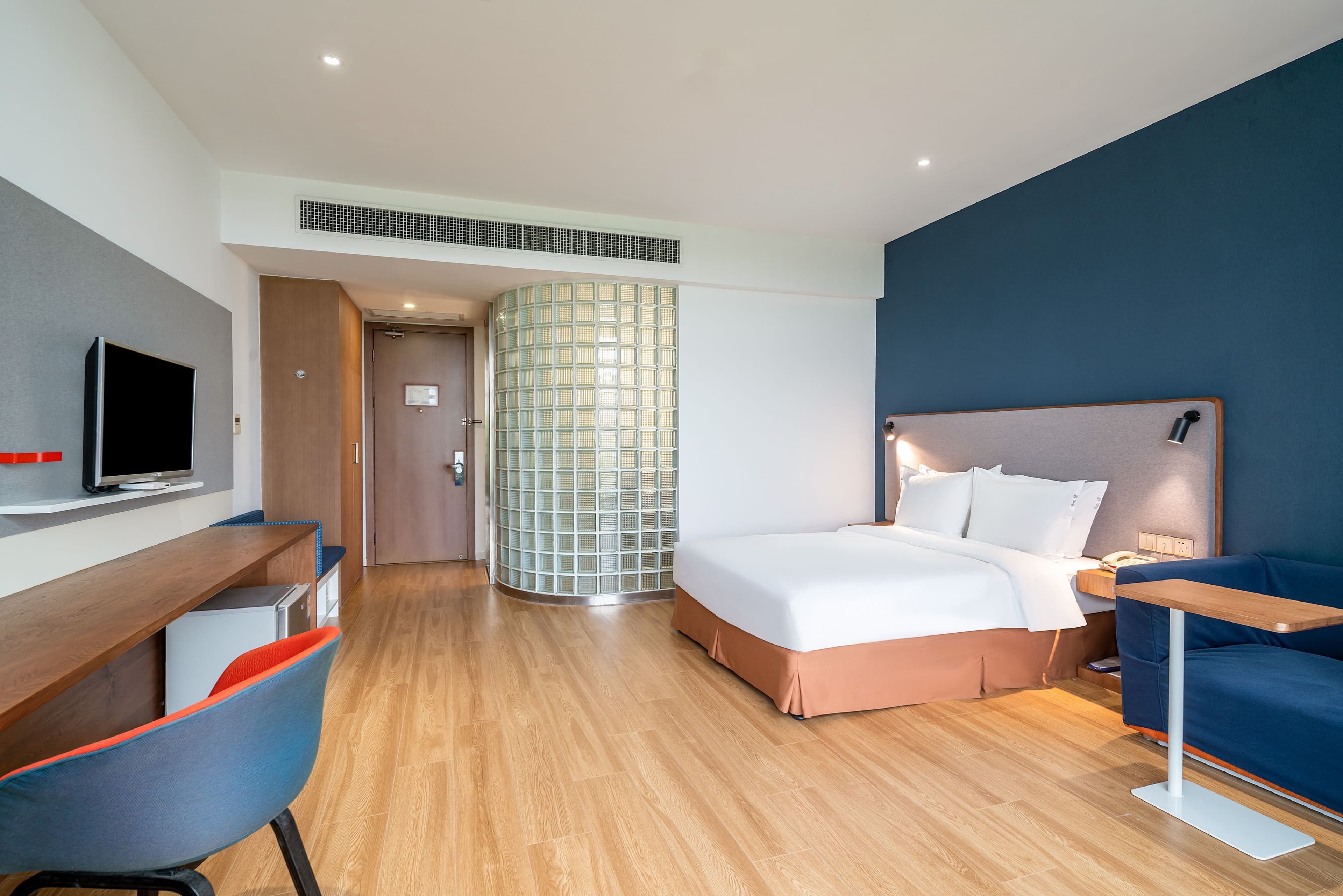 Holiday Inn Express Yangzhou City Center — 7