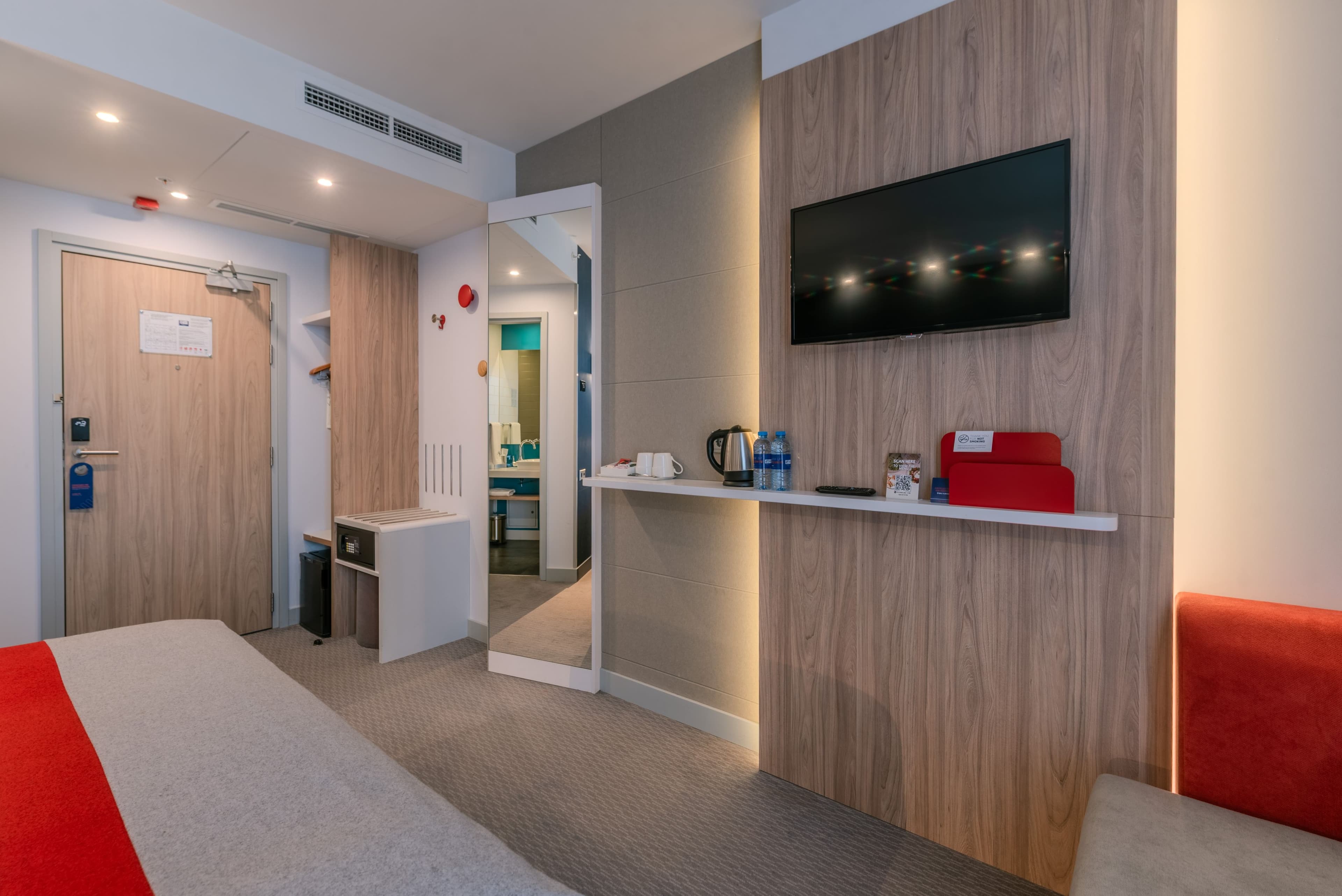 Holiday Inn Express Yerevan — 9