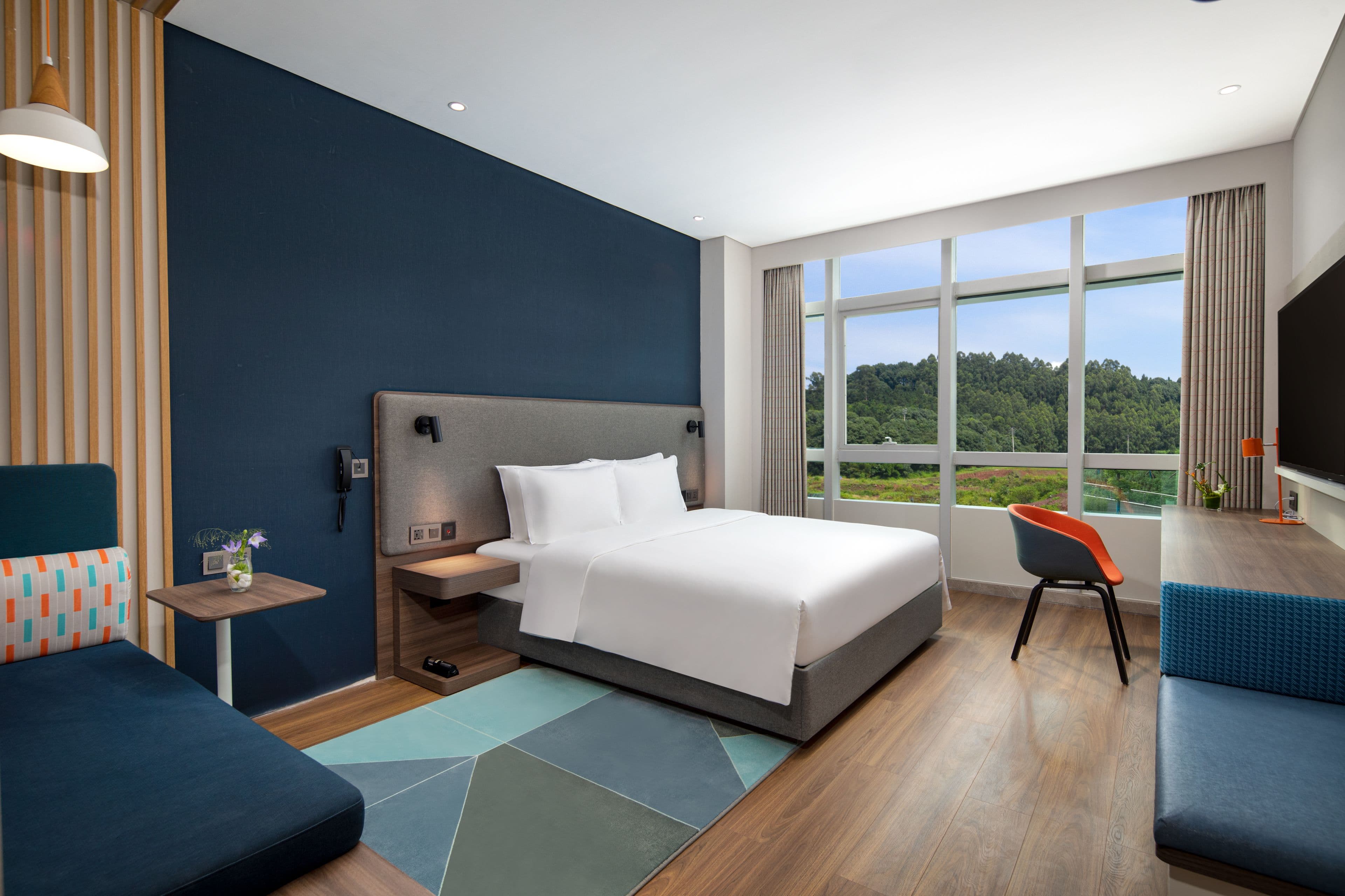 Holiday Inn Express Yibin — 7
