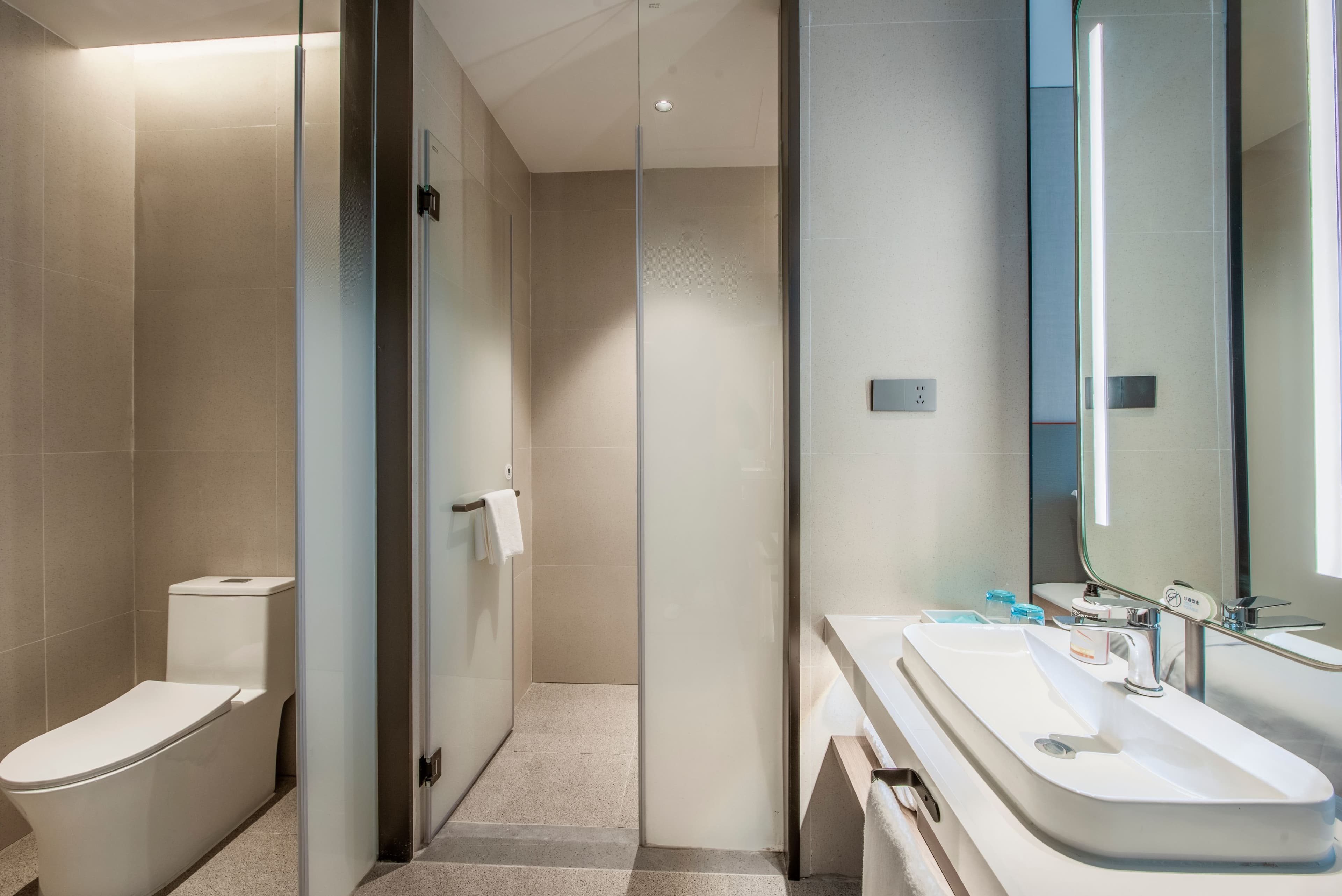 Holiday Inn Express Yinchuan Lanxi Valley Plaza — 9